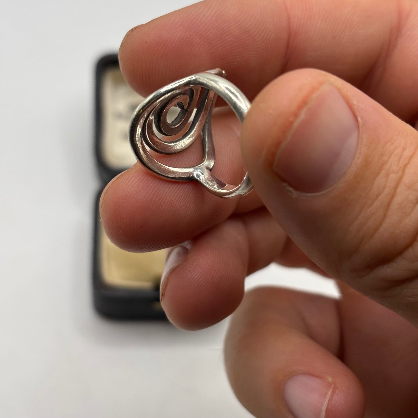 Silver Swirl Ring