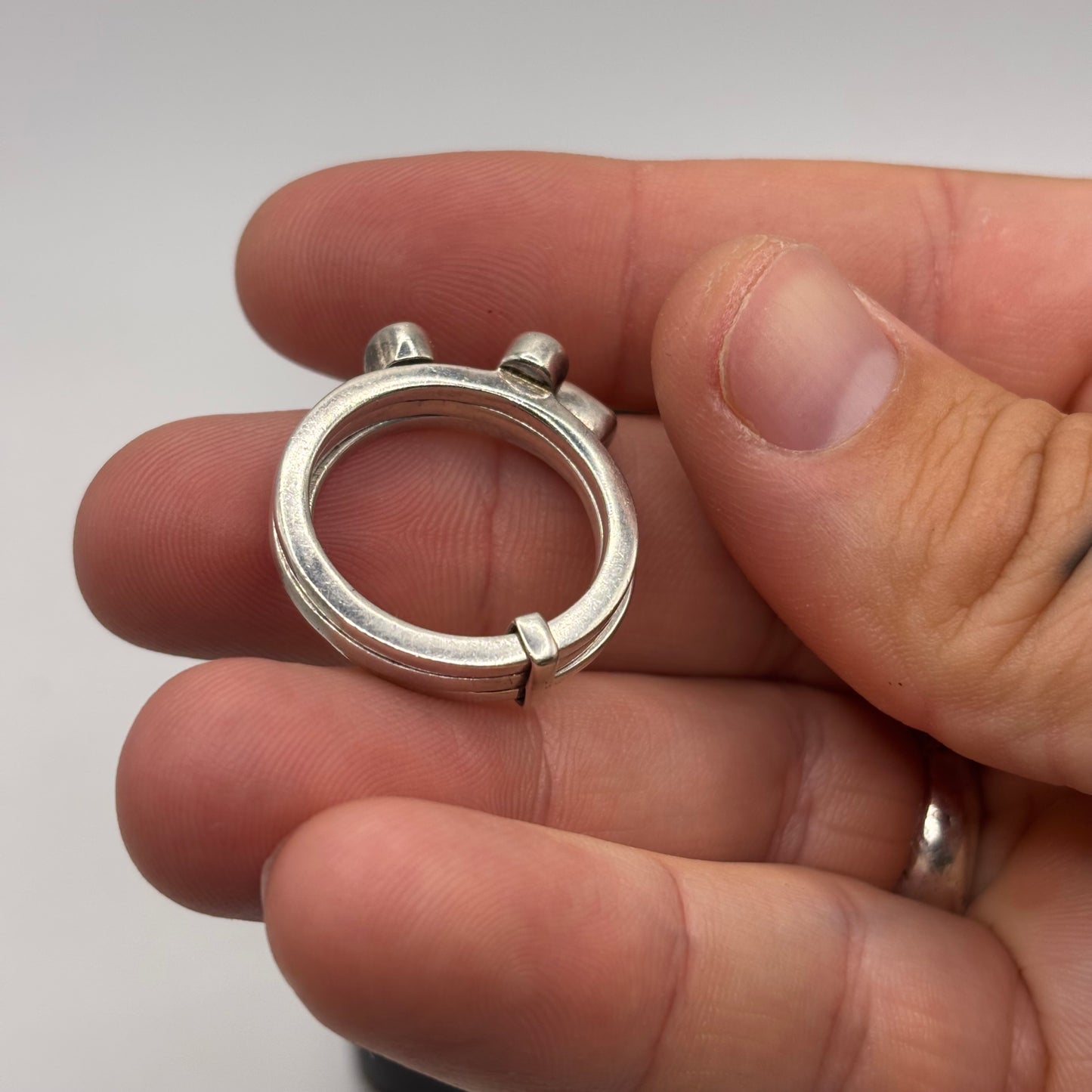 Silver Heavy Mixed Gem Ring (T)