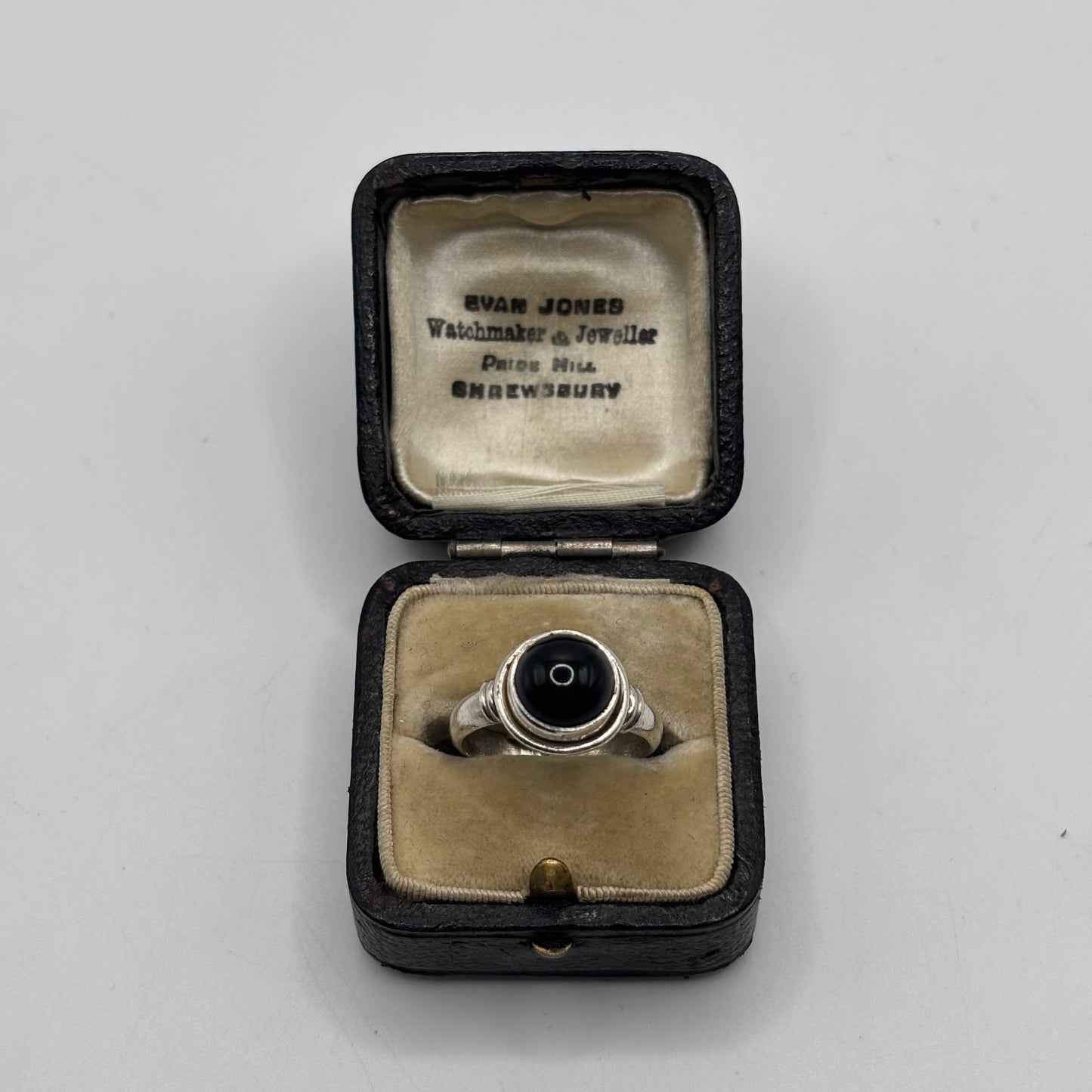 Silver Onyx Ring