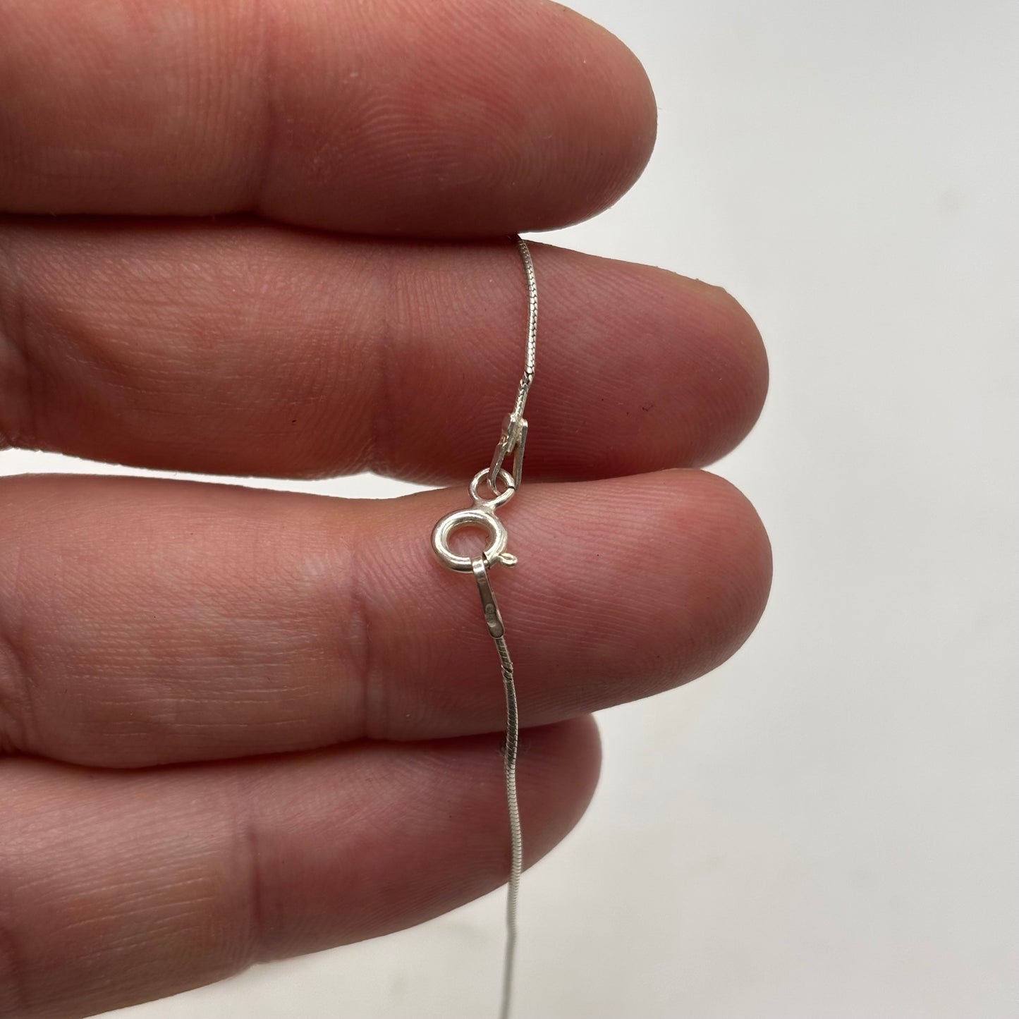Silver 18” Moonstone Moonface Necklace