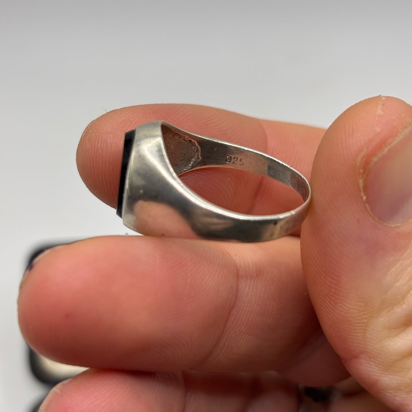 Silver Signet Onyx Ring (U)