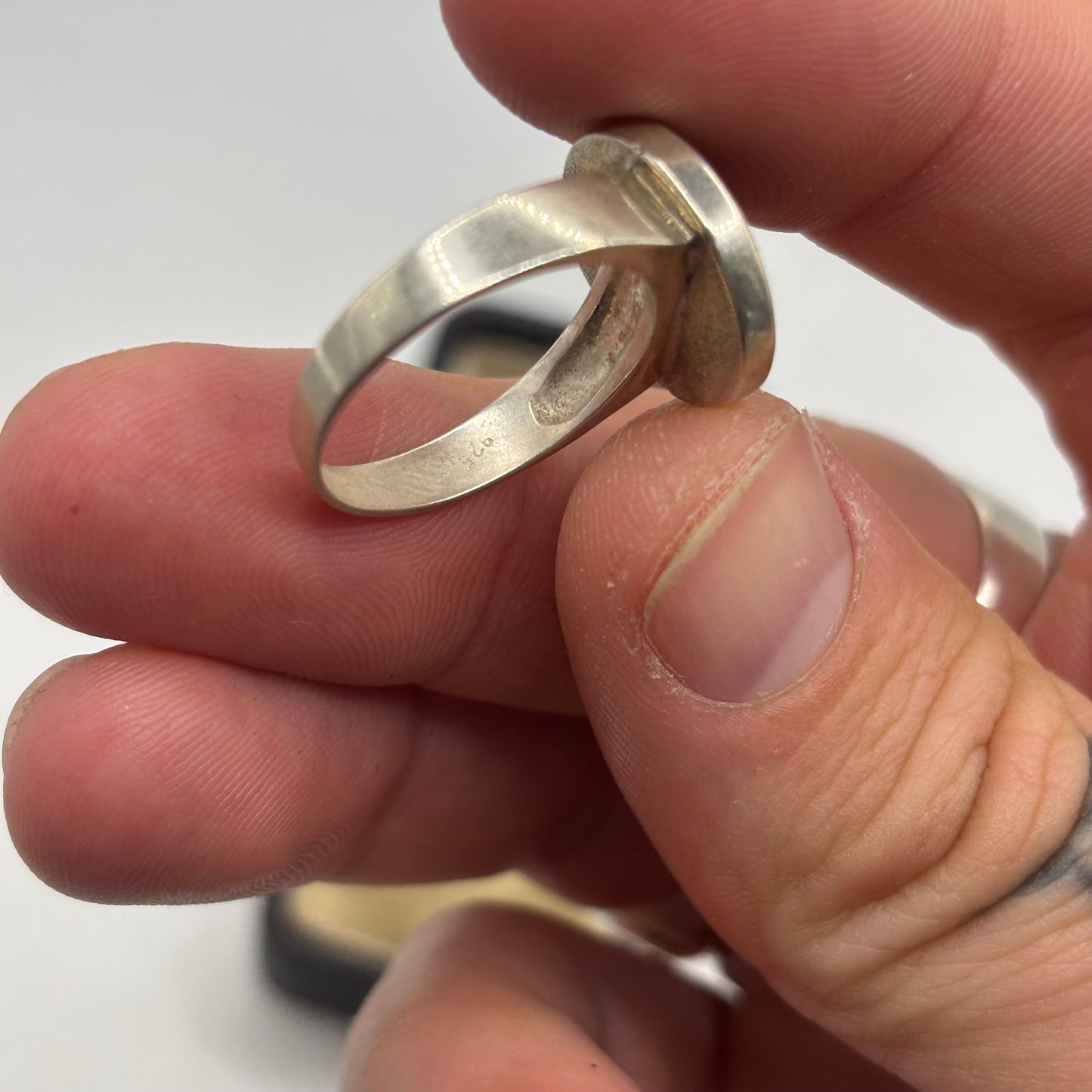 Silver Amber Inlayed Ring (R)