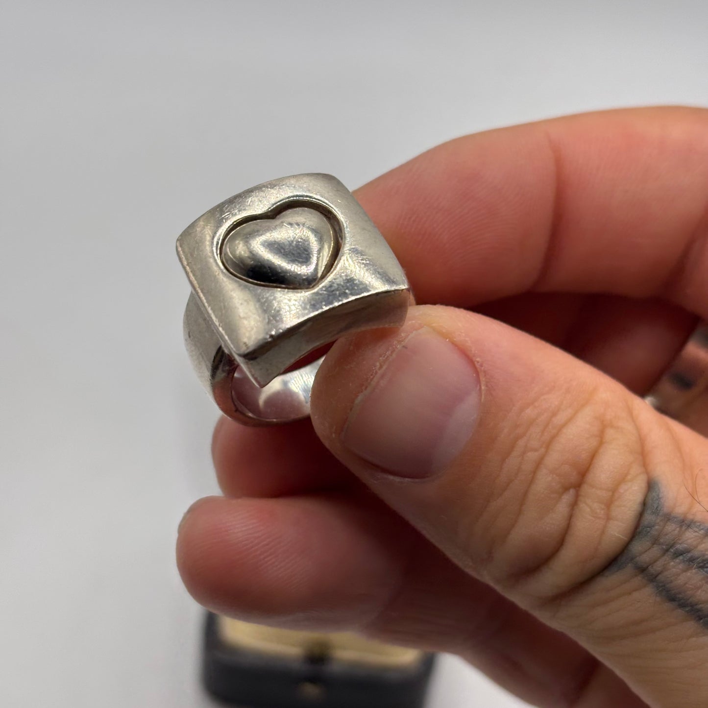 Silver Heavy Heart Spinner Ring