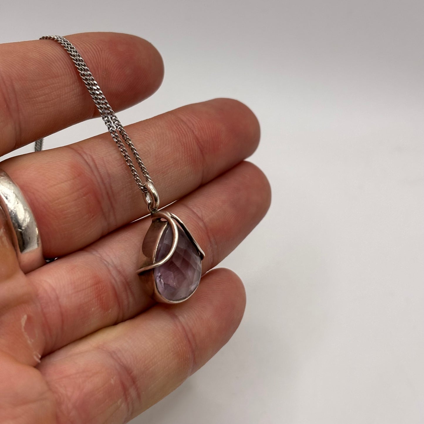 Silver 18” Amethyst Necklace
