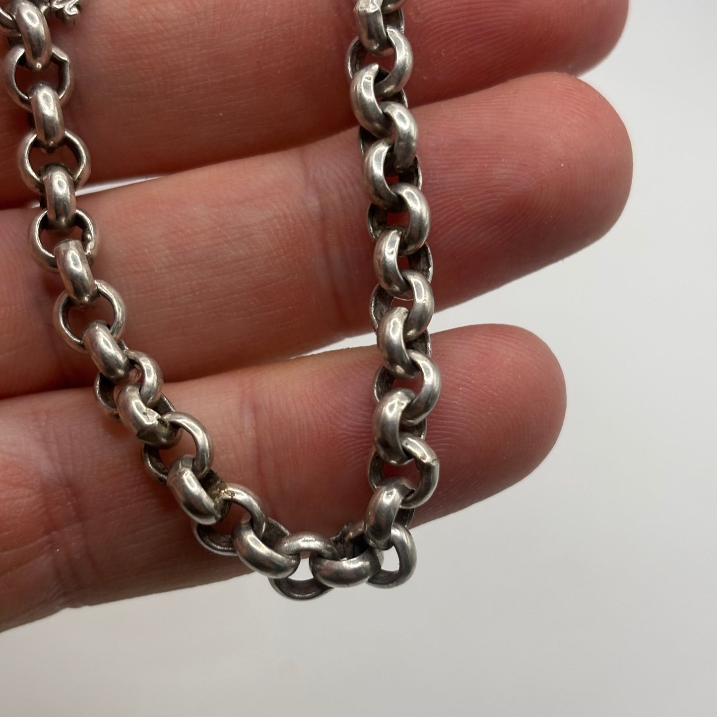 Silver 8” Detailed T-Bar Bracelet