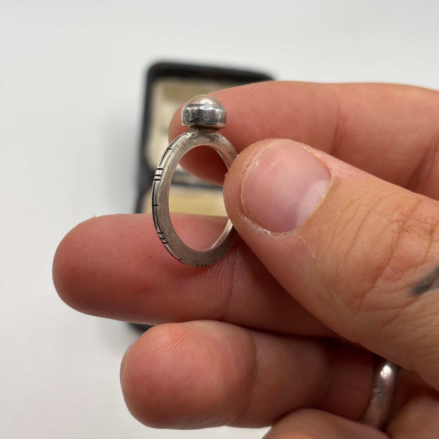 Silver Pearl Ring