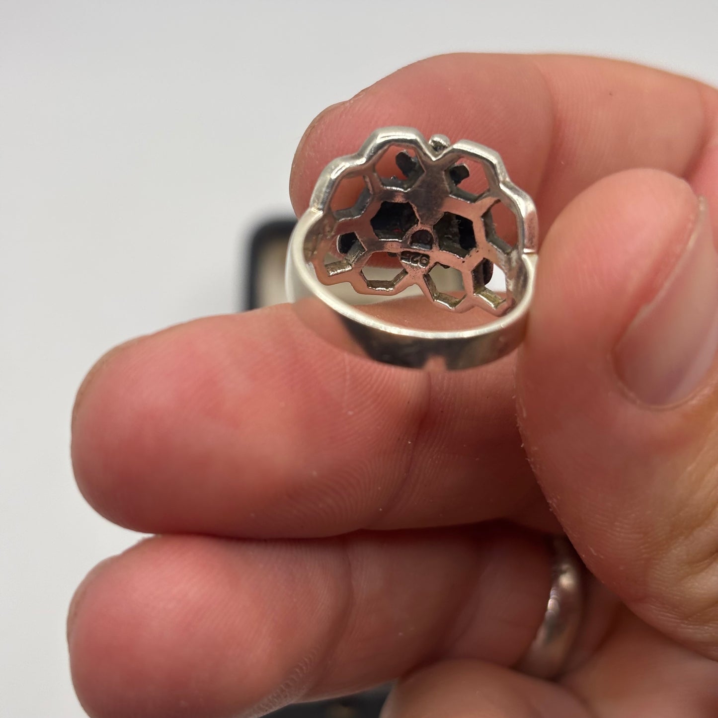Silver Bee Ring (L)