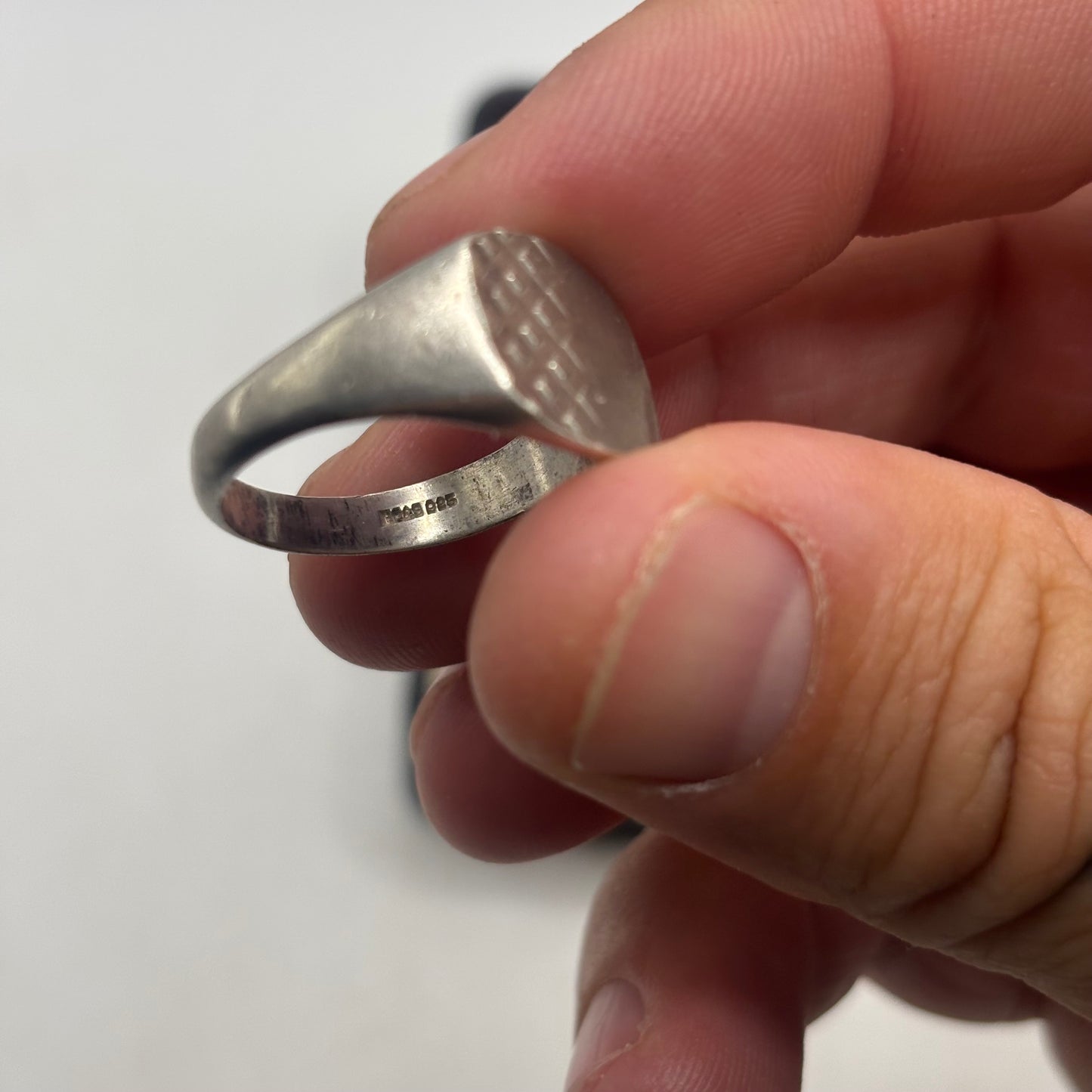Silver Signet Ring (S)
