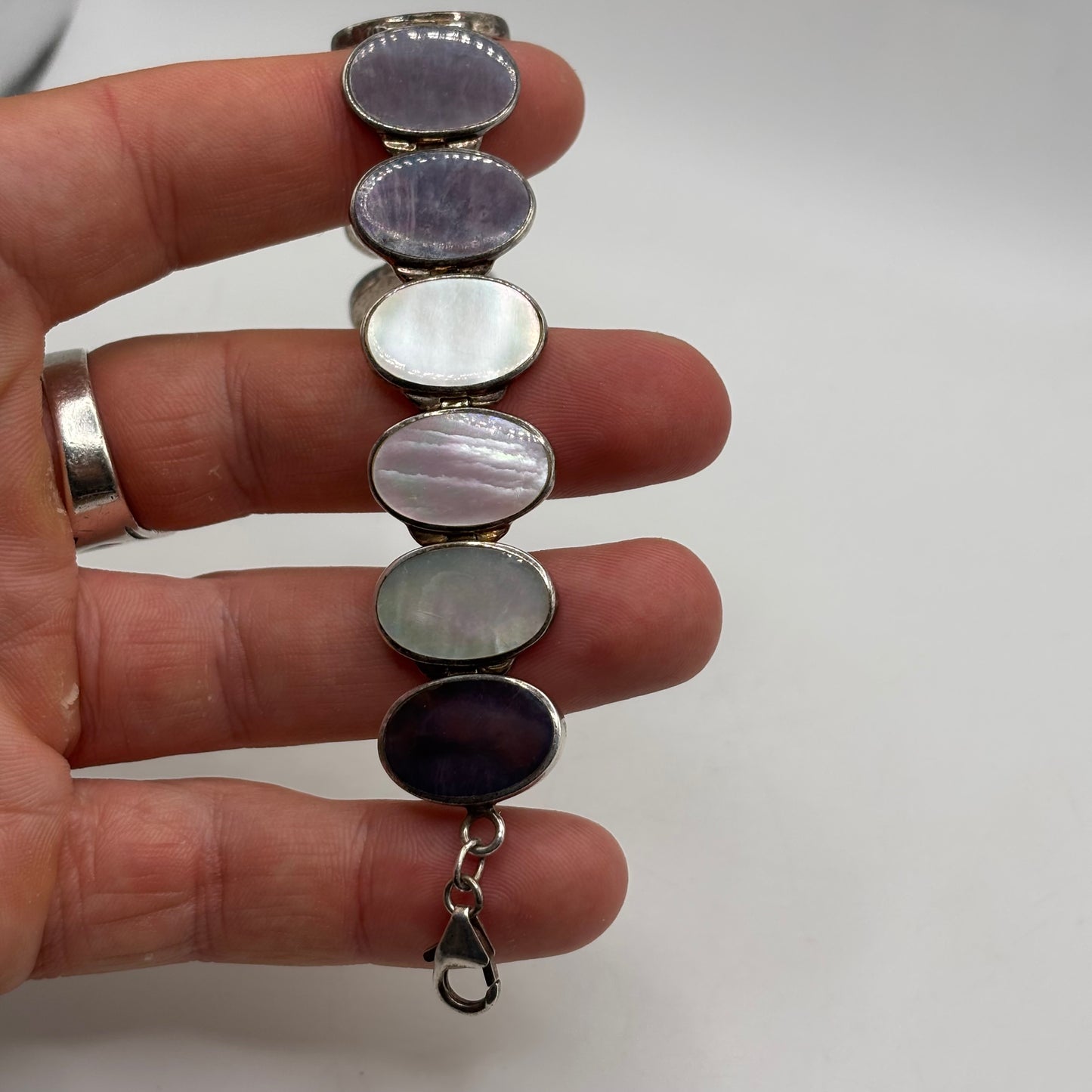 Silver 7”-8” Shell & Pearl Bracelet