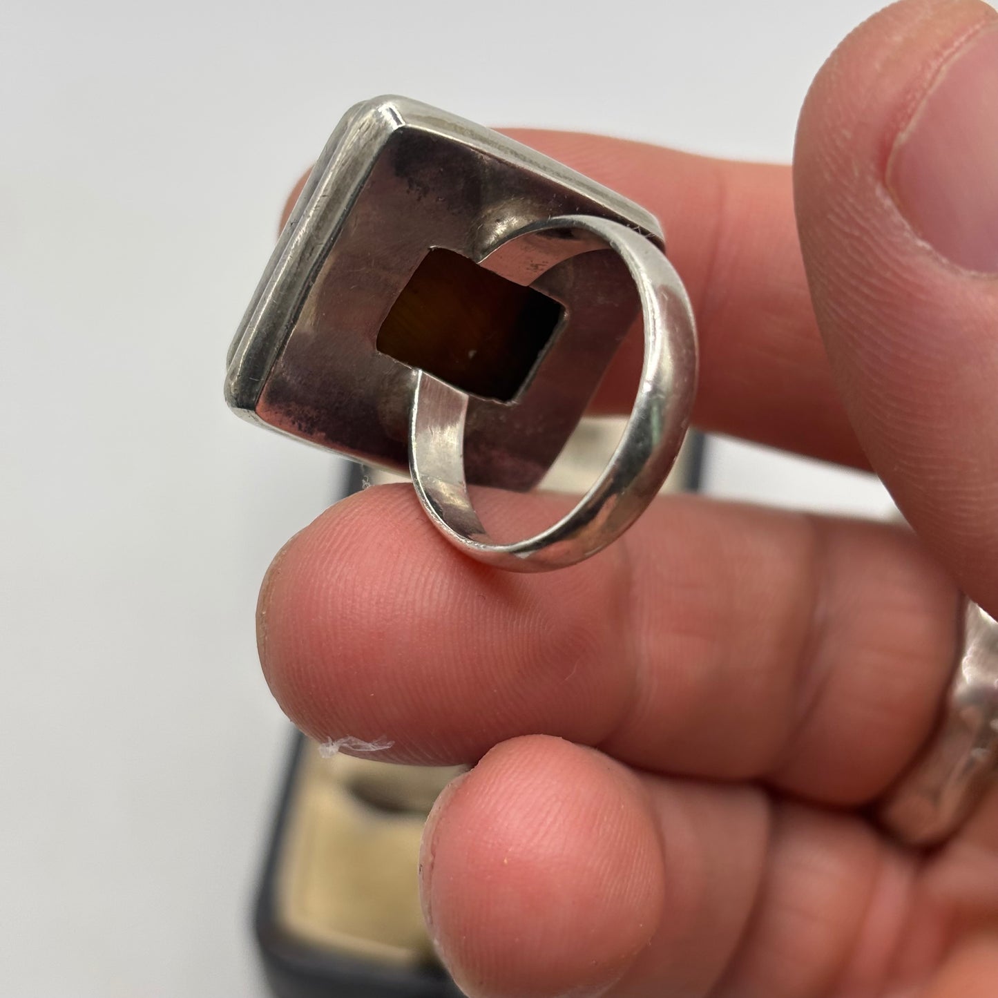 Silver Large Tigereye Ring (Q)