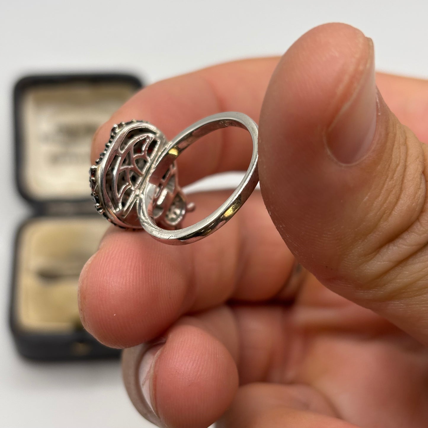 Silver Ladybird Ring (Q 1/2)