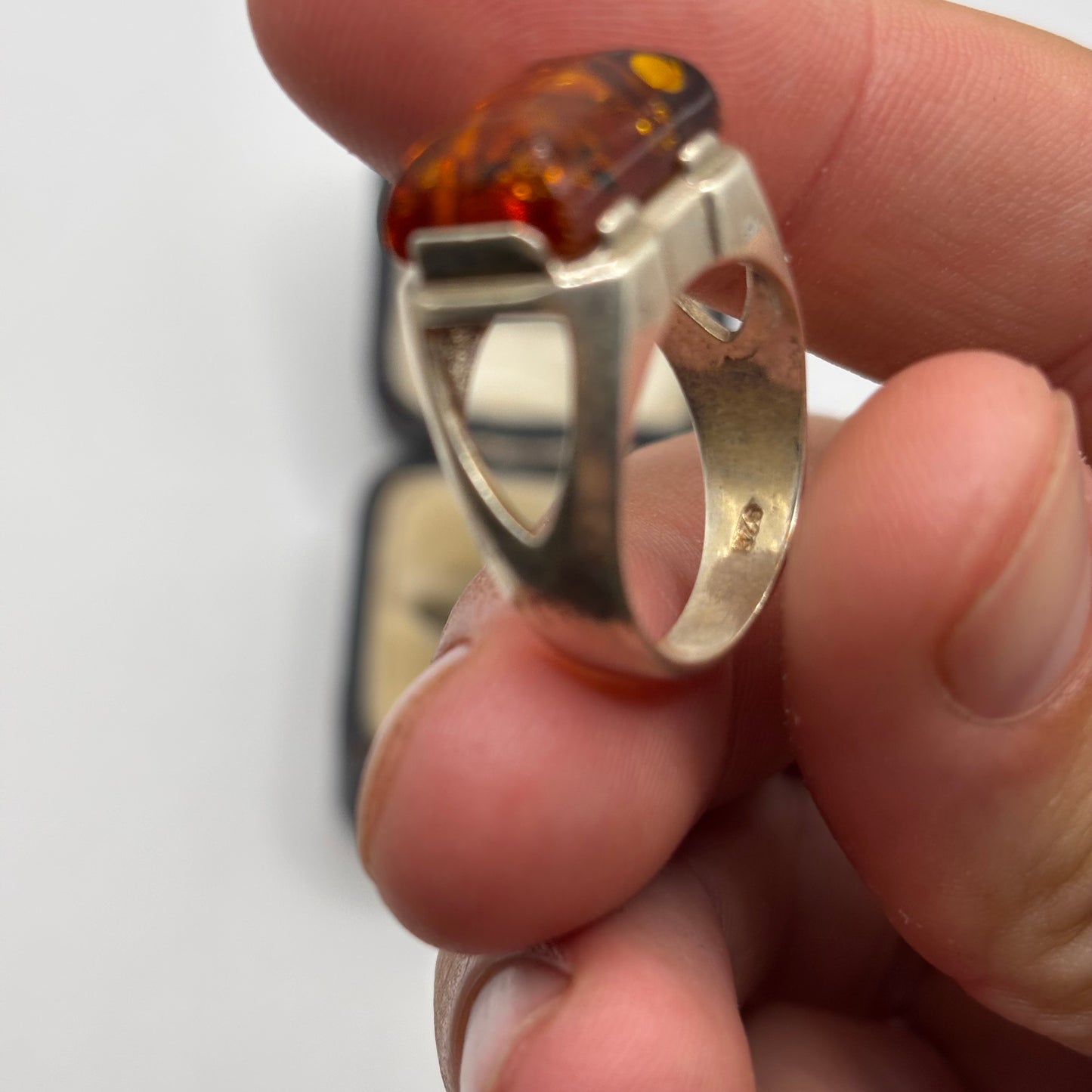 Silver Amber Signet Ring (P 1/2)