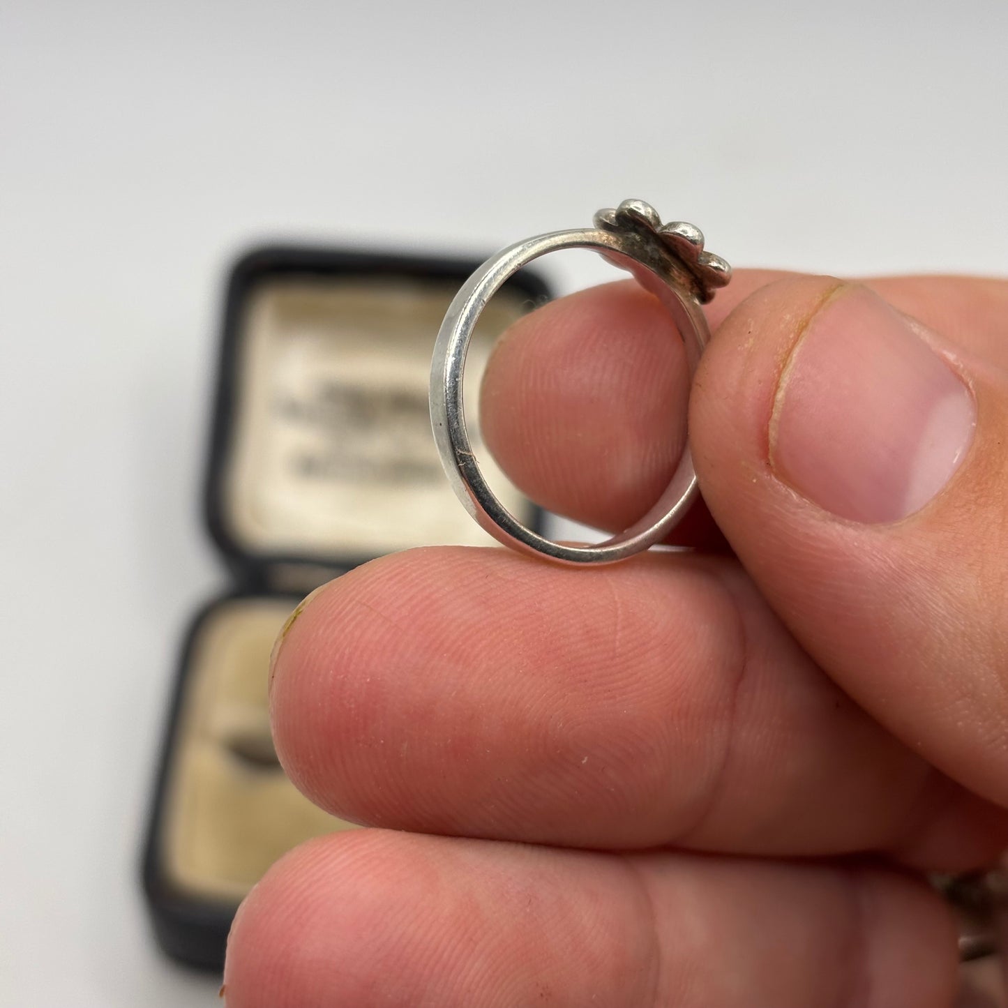 Silver Daisy Ring (O)