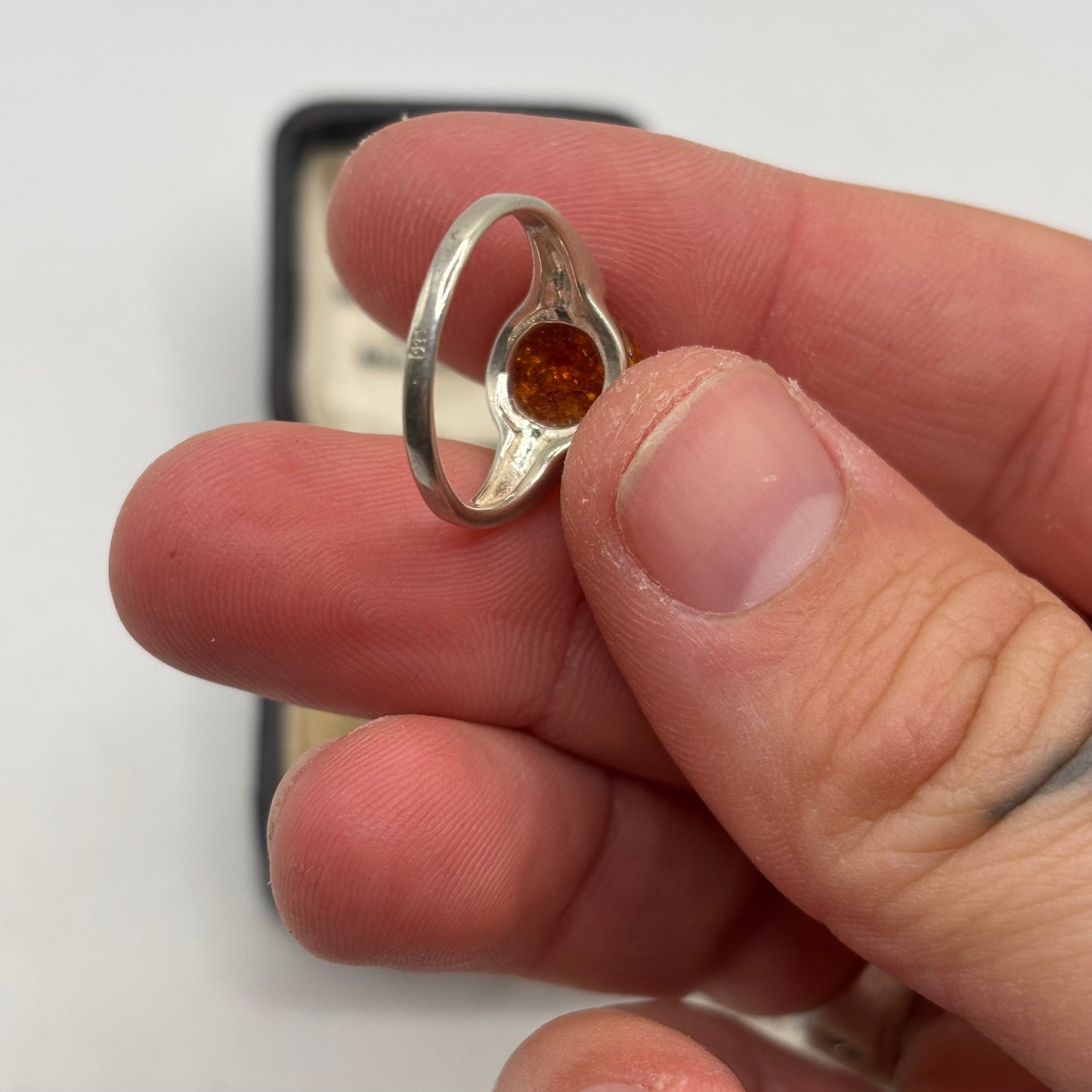 Silver Amber Ring (N)
