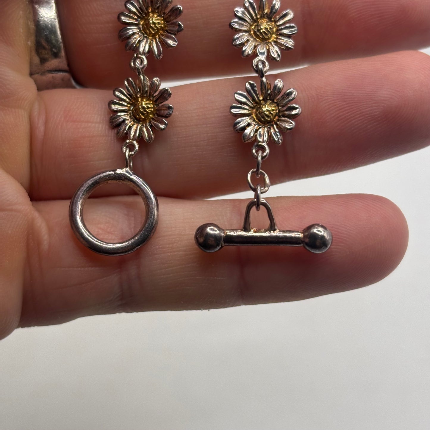 Silver 7” Bee & Daisy Bracelet