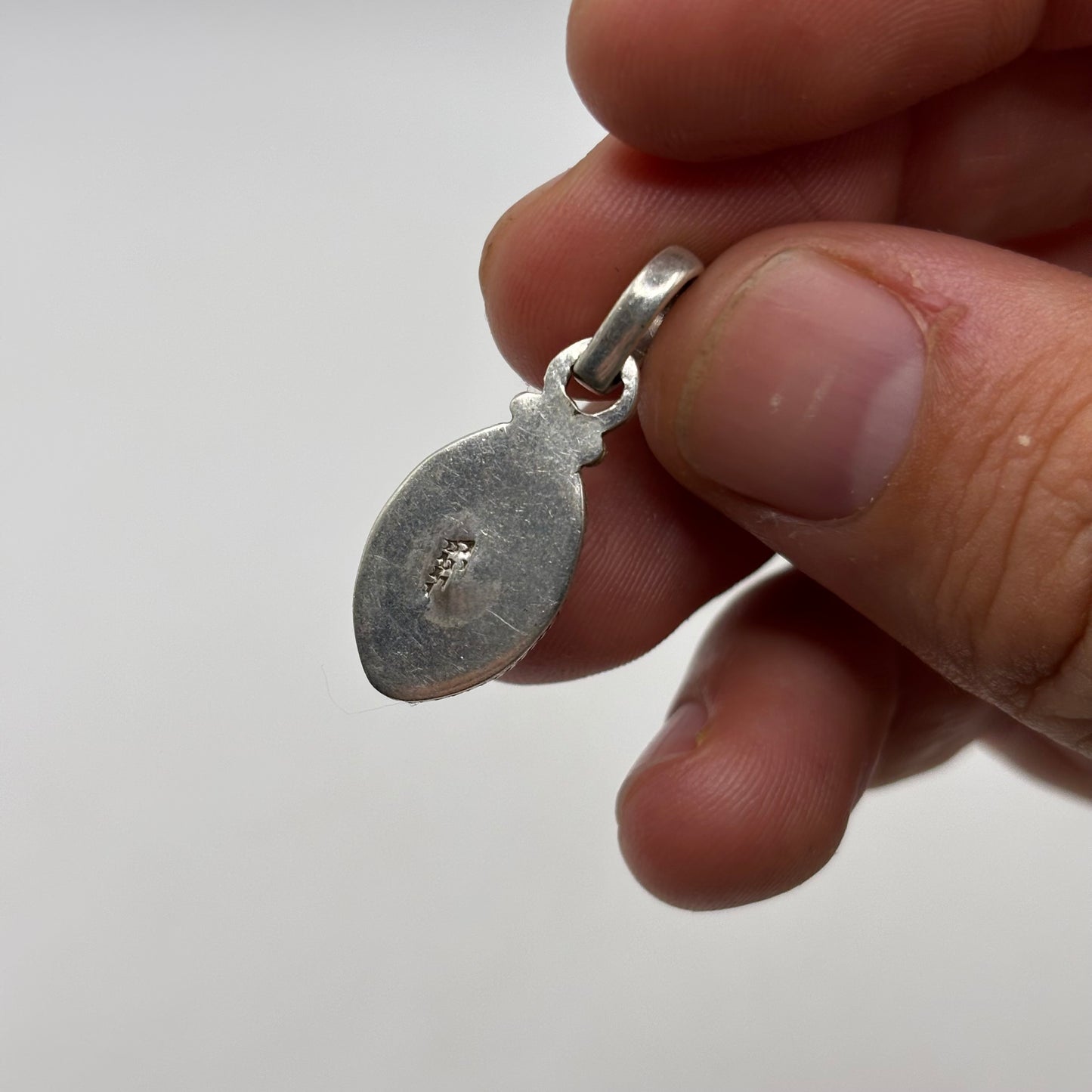 Silver Labradorite Pendant