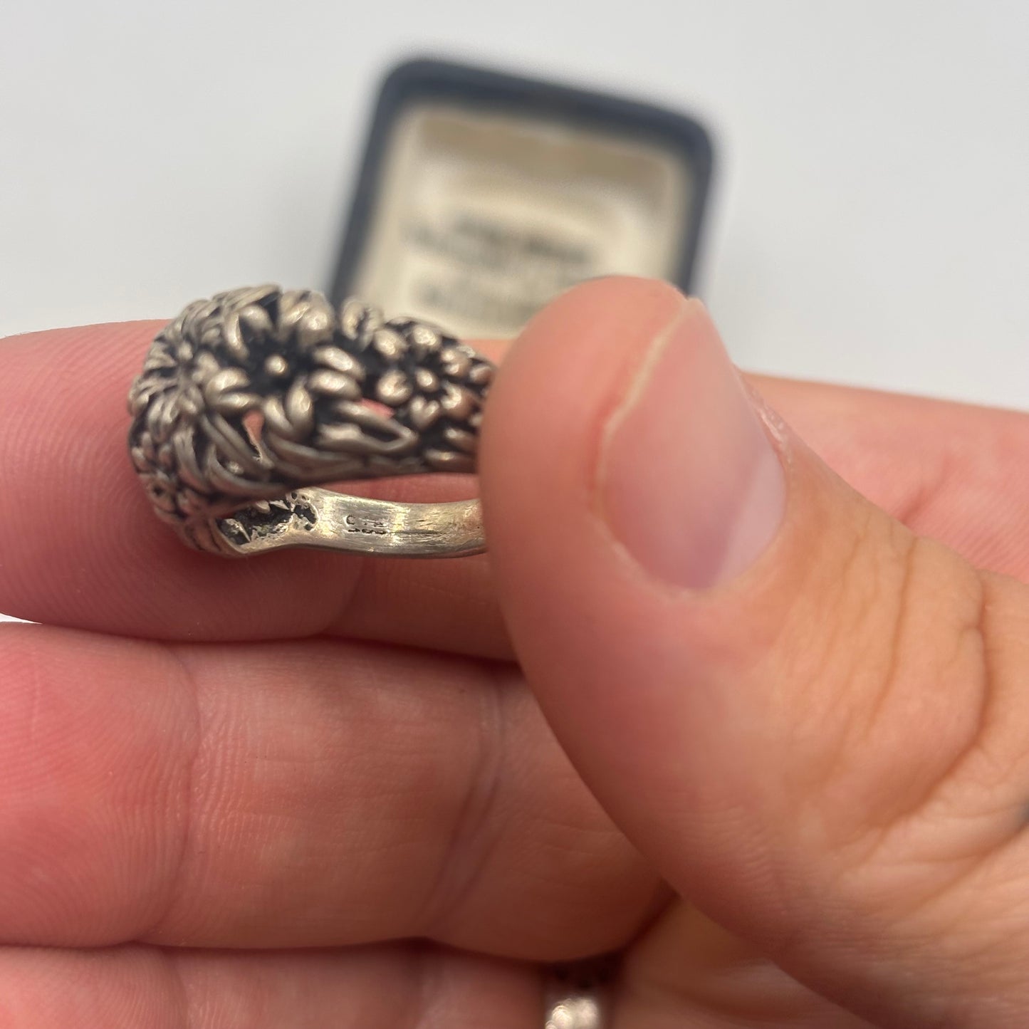 Silver Flower Ring (L)