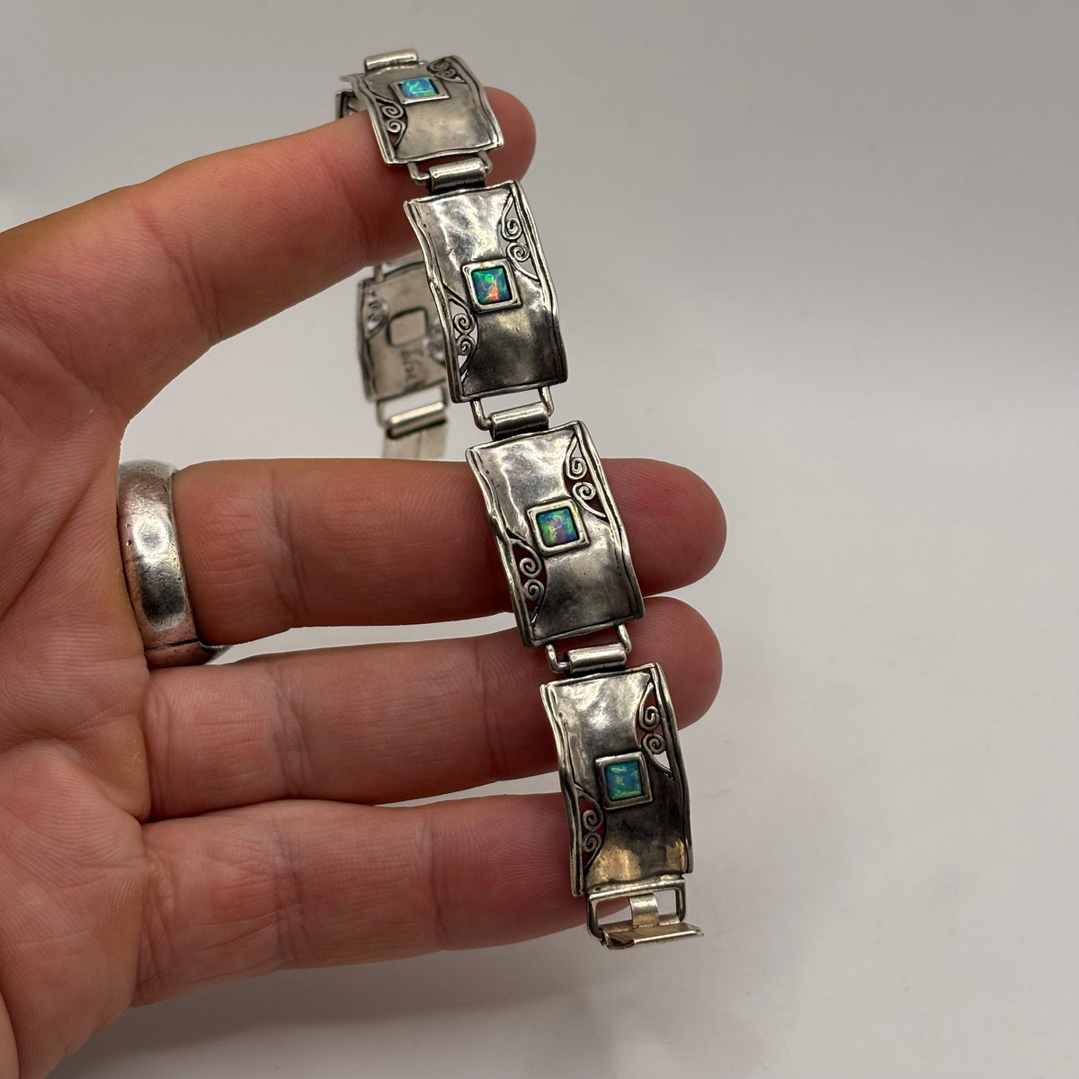 Silver 7.5” Opal Didae Designer Bracelet
