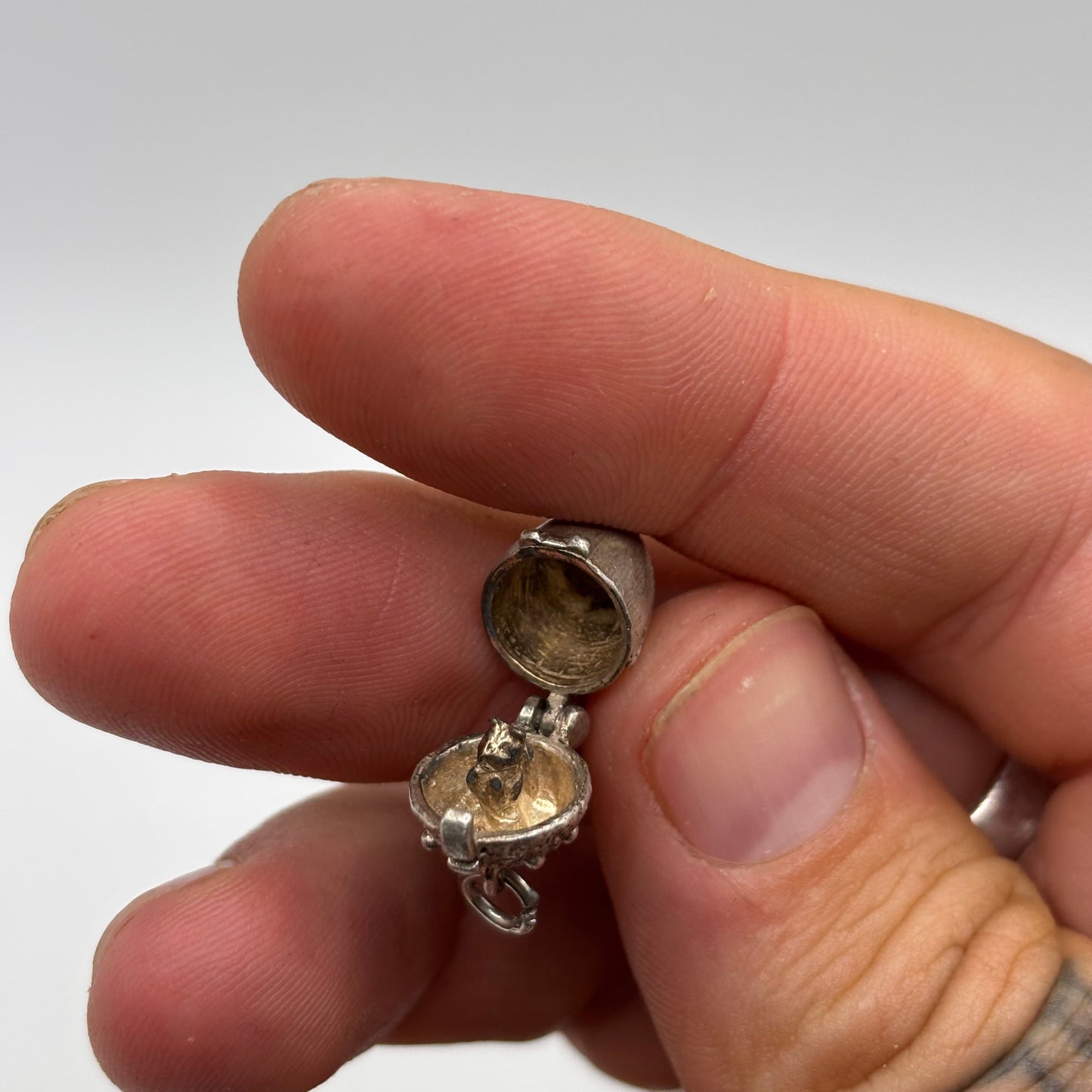 Silver Novelty Acorn Pendant