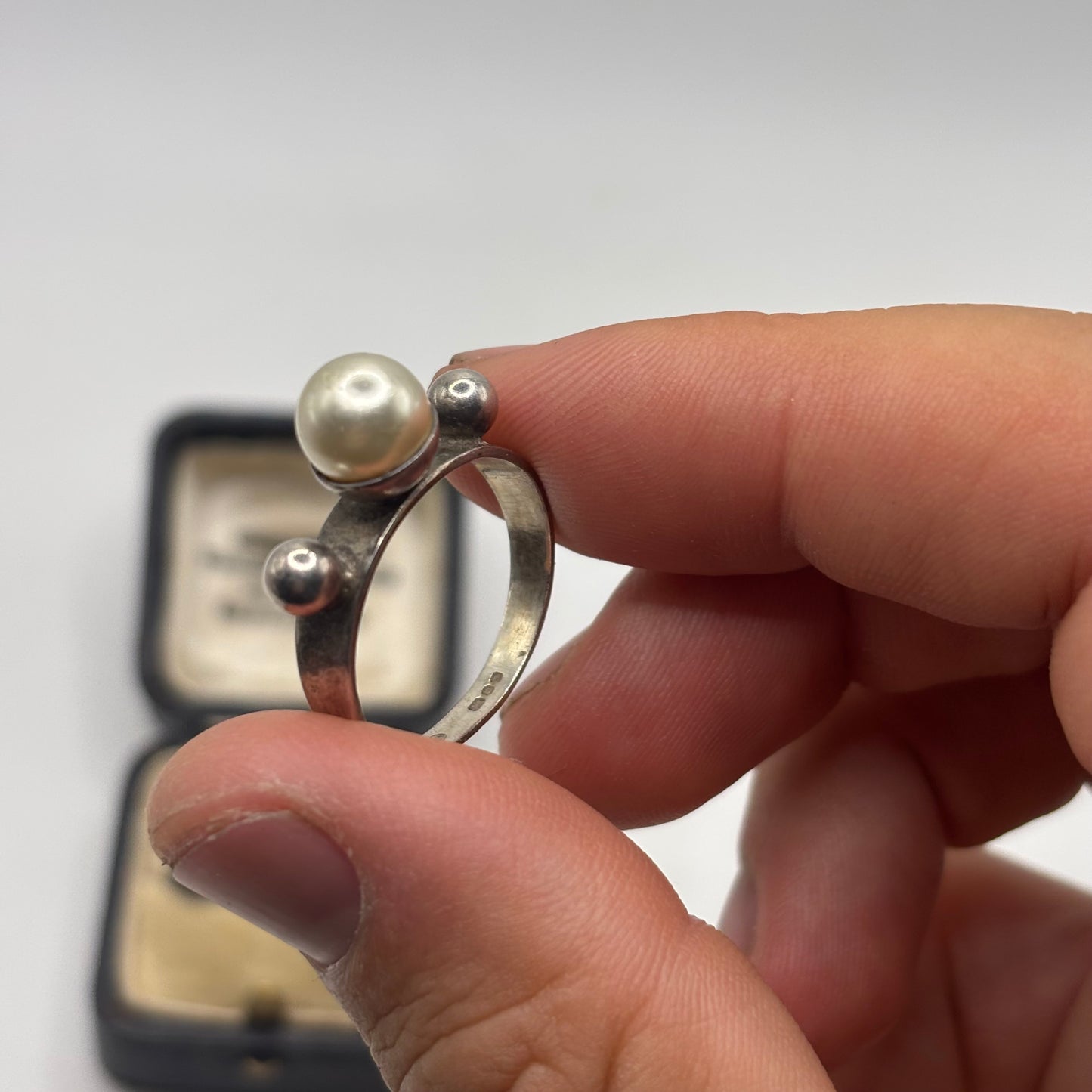 Silver Pearl Ring