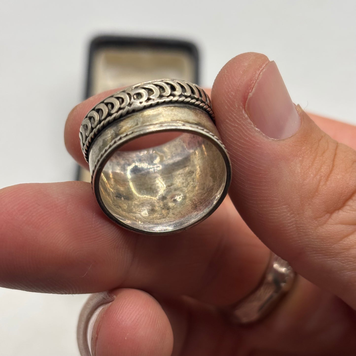Silver Peridot Band Ring (S)