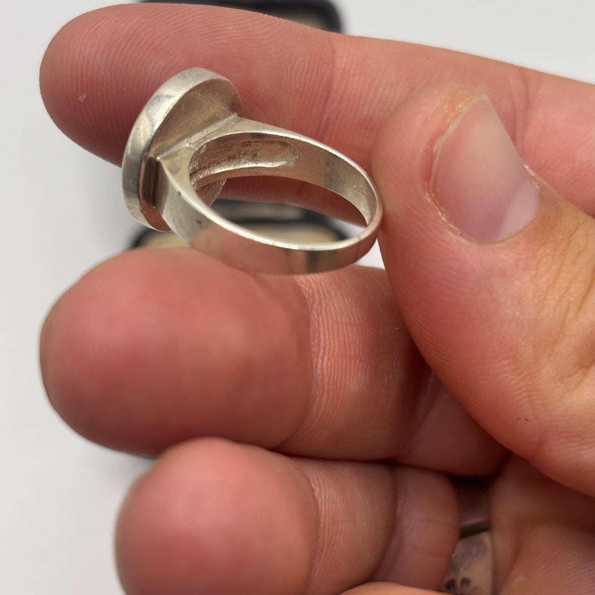 Silver Amber Inlayed Ring (N)