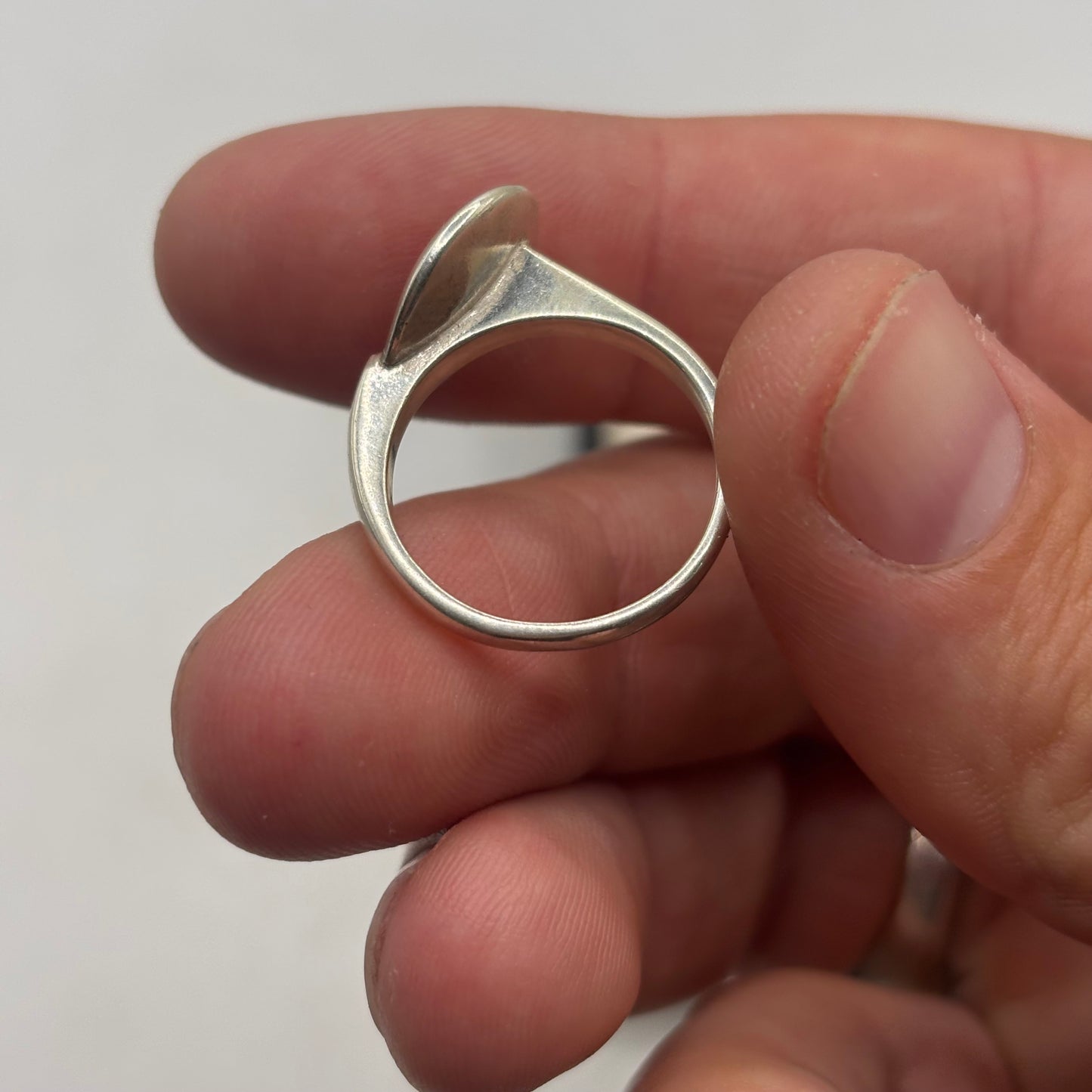 Silver Amber Inlayed Ring (N)
