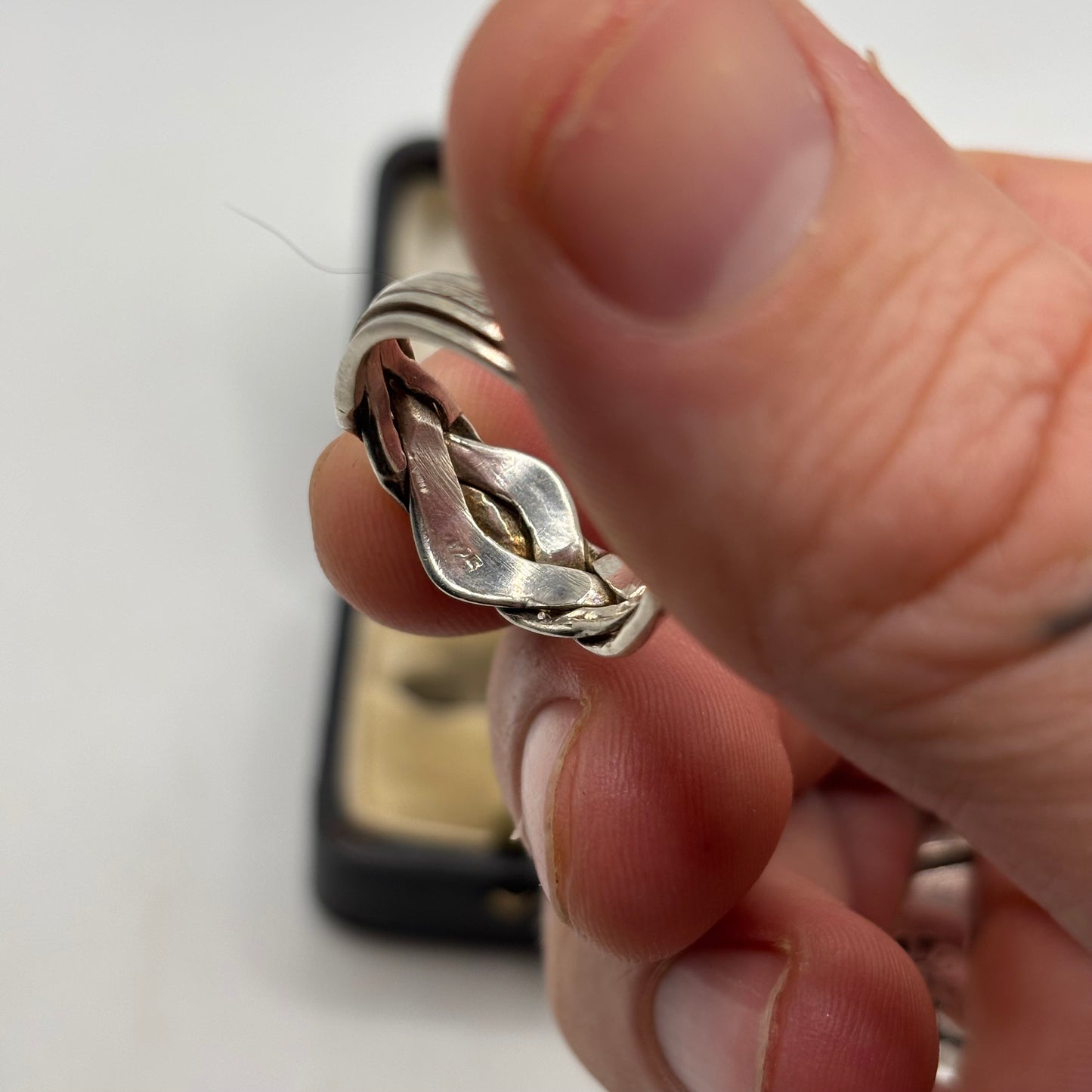 Silver Vintage Puzzle Ring (R)