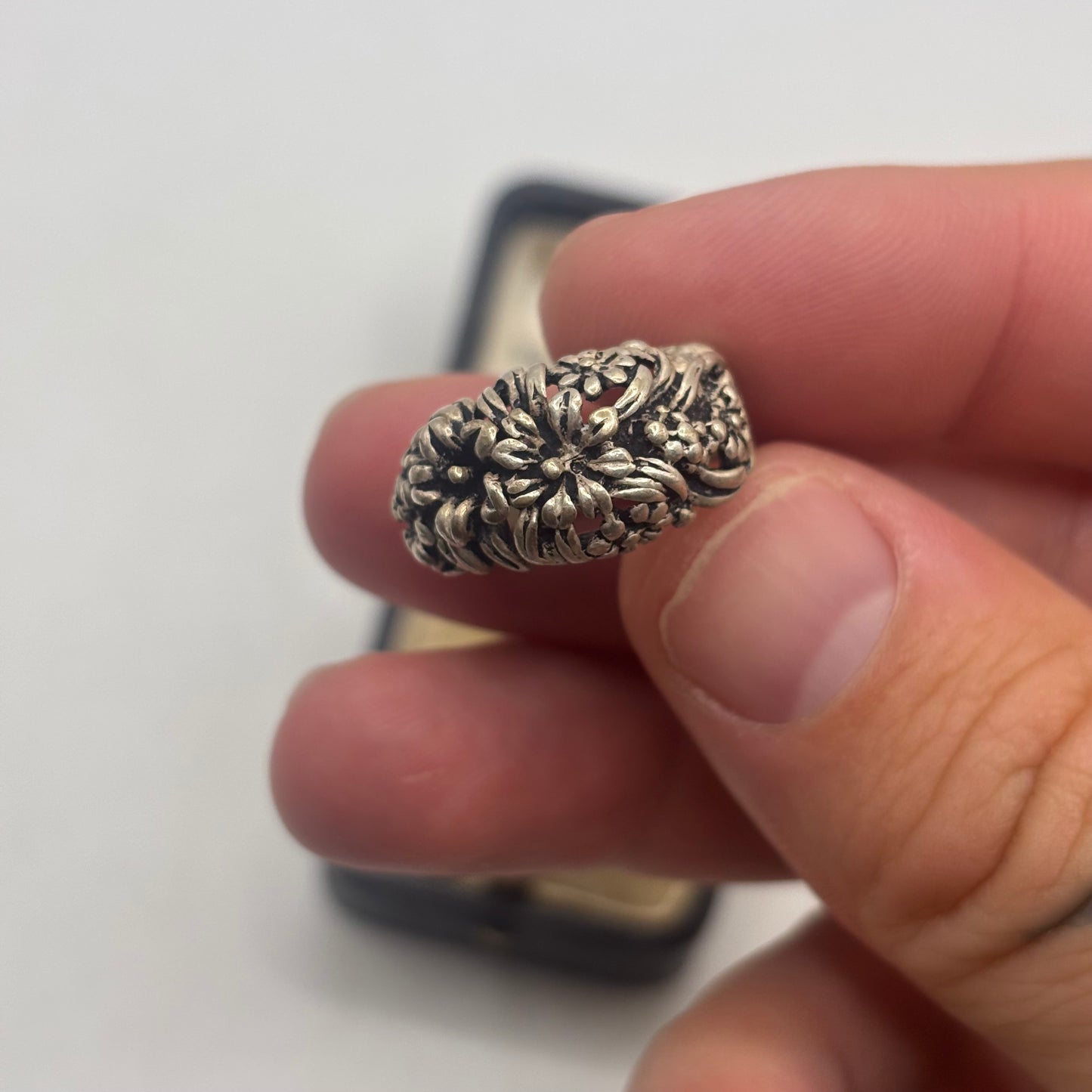 Silver Flower Ring (L)