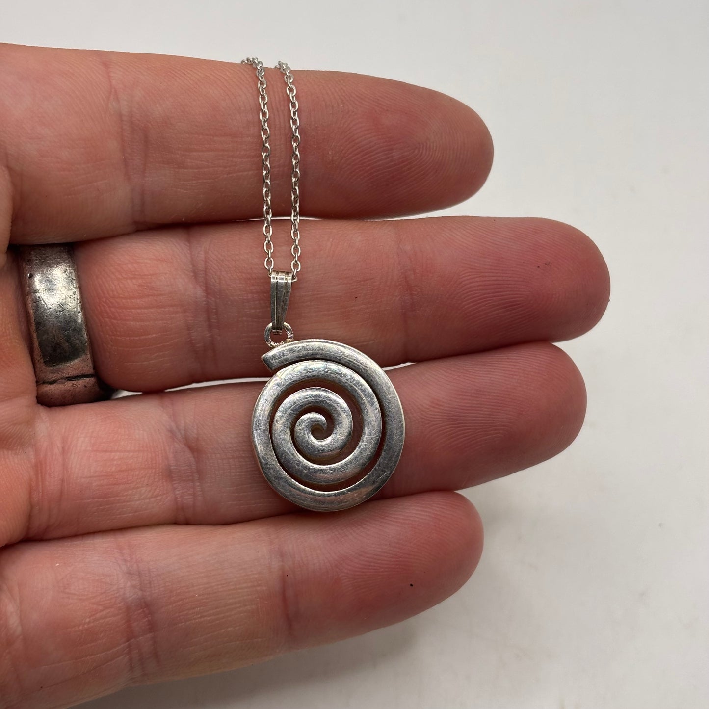 Silver 16” Swirl Necklace