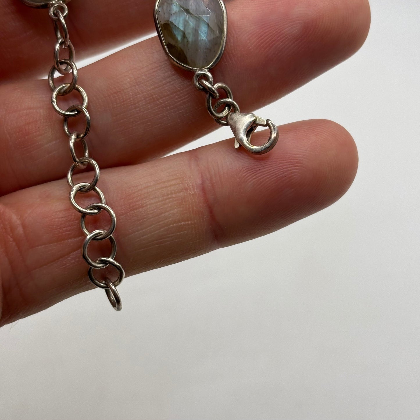 Silver 6”-8” Labradorite Bracelet