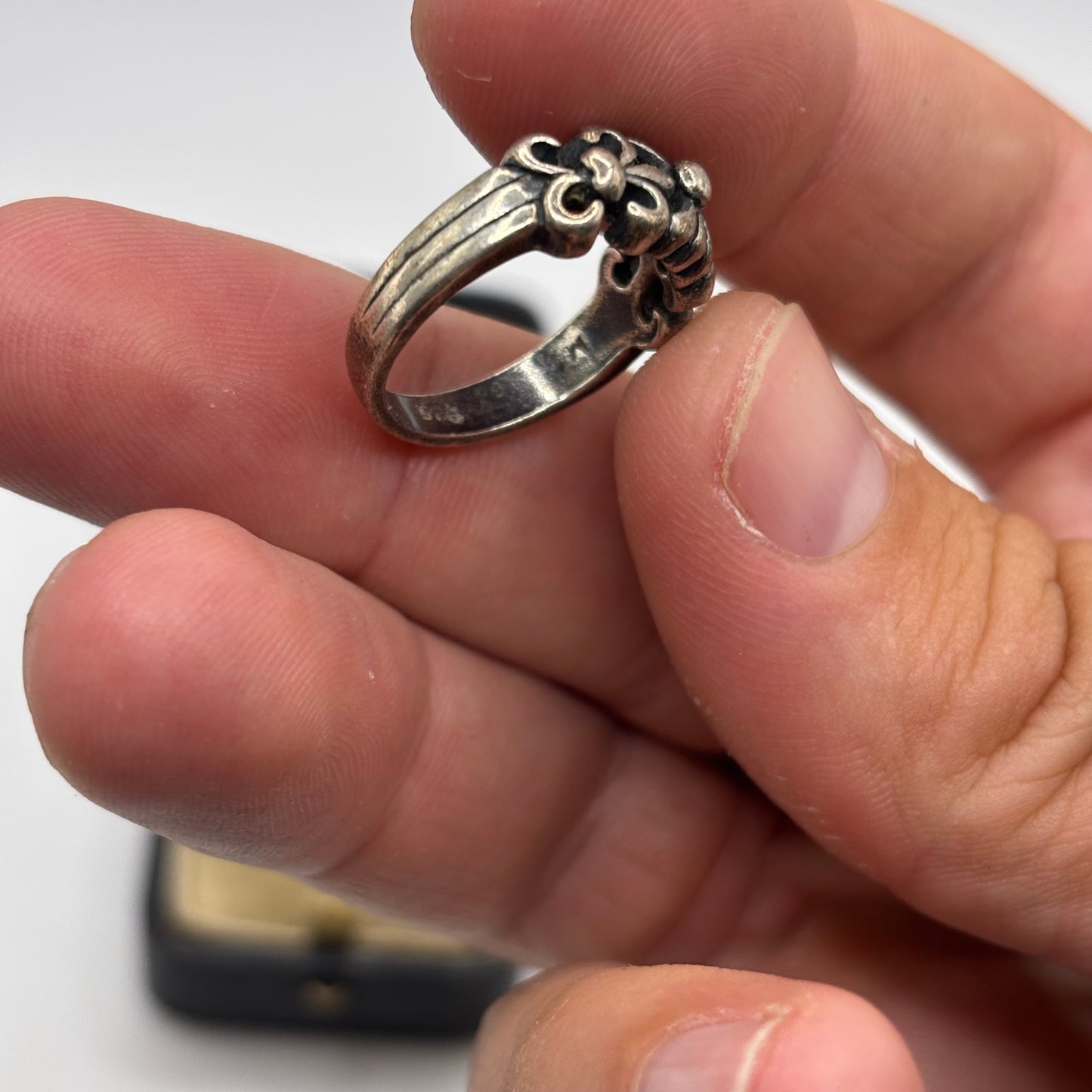 Silver Chrome Heart Style Ring (M)
