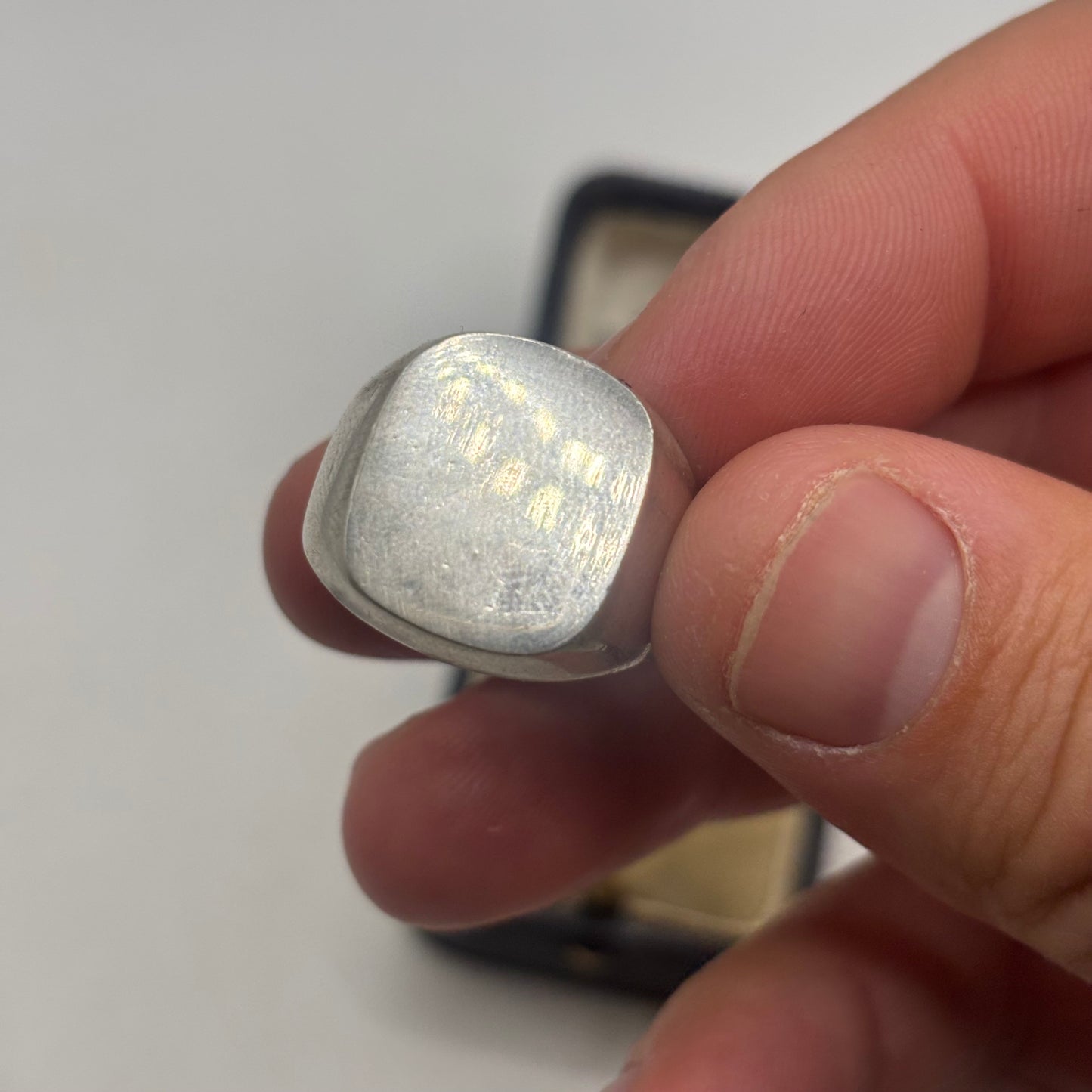 Silver Vintage Signet Ring (U)
