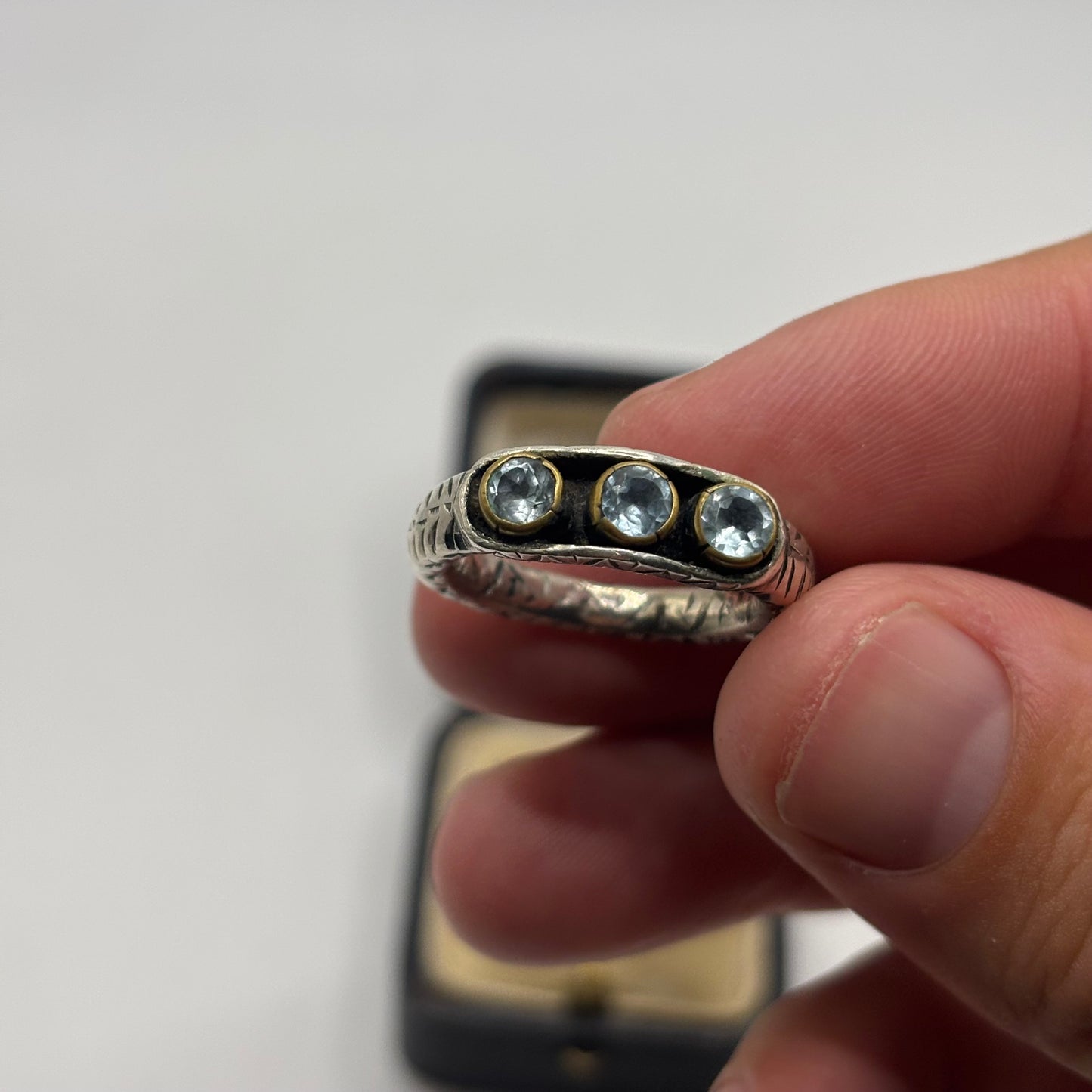 Silver Blue Topaz Unusual Ring (O)