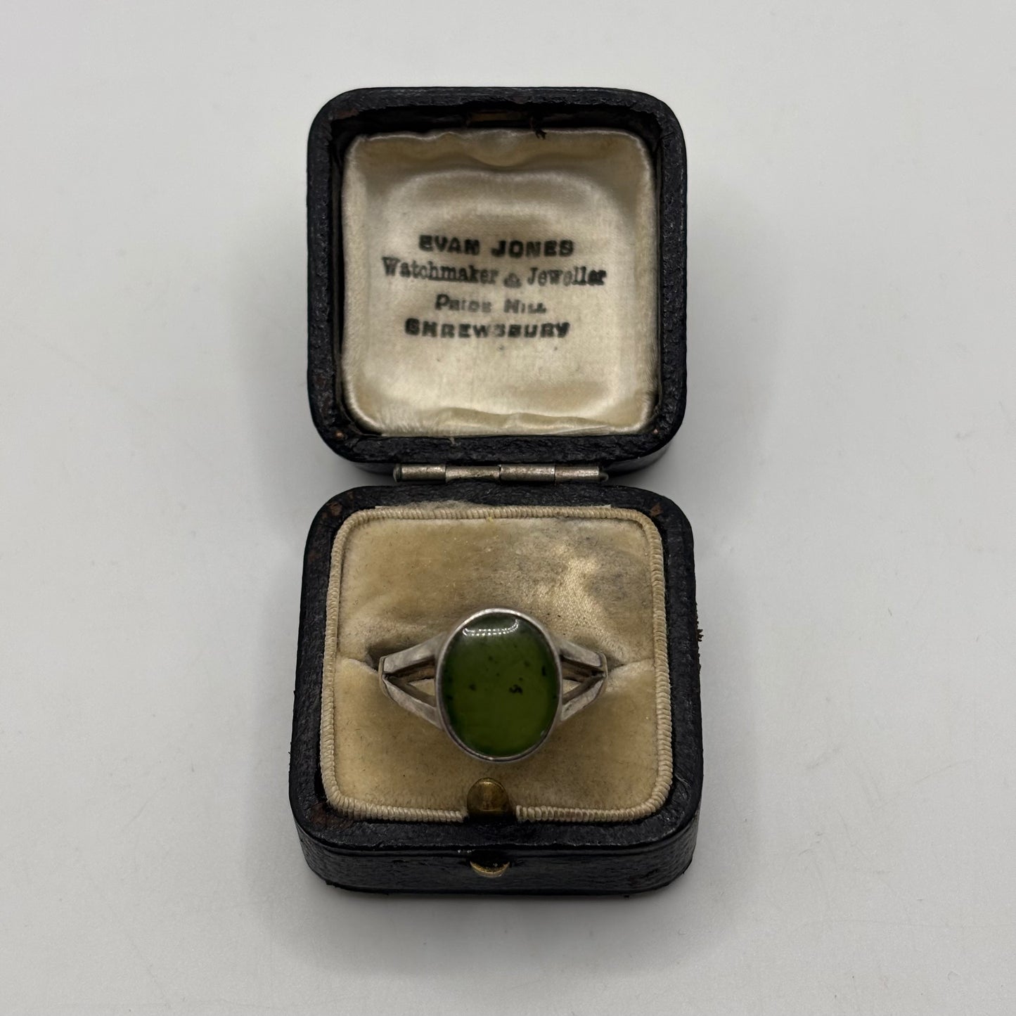 Silver Jade Ring (S)