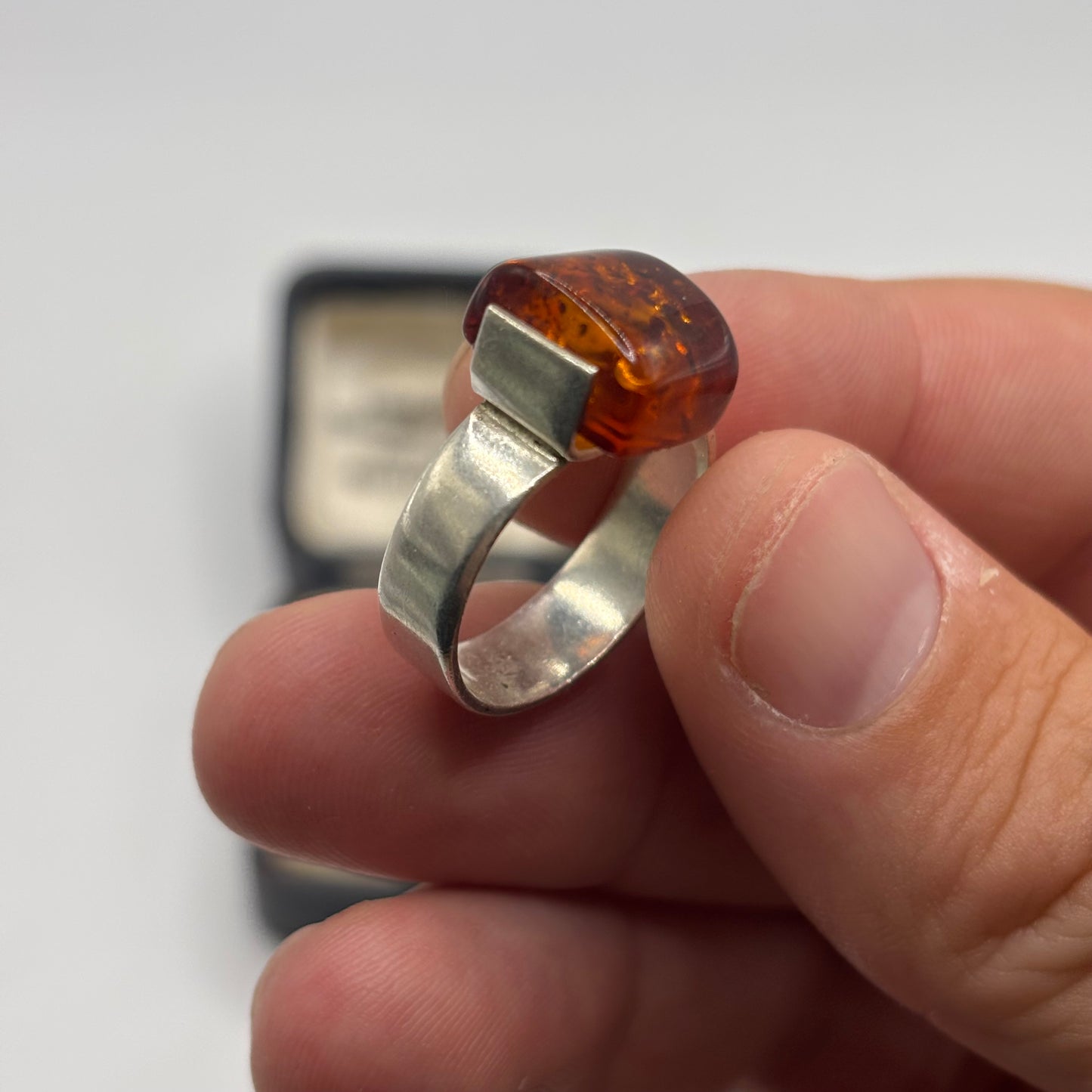 Silver Amber Ring (S)