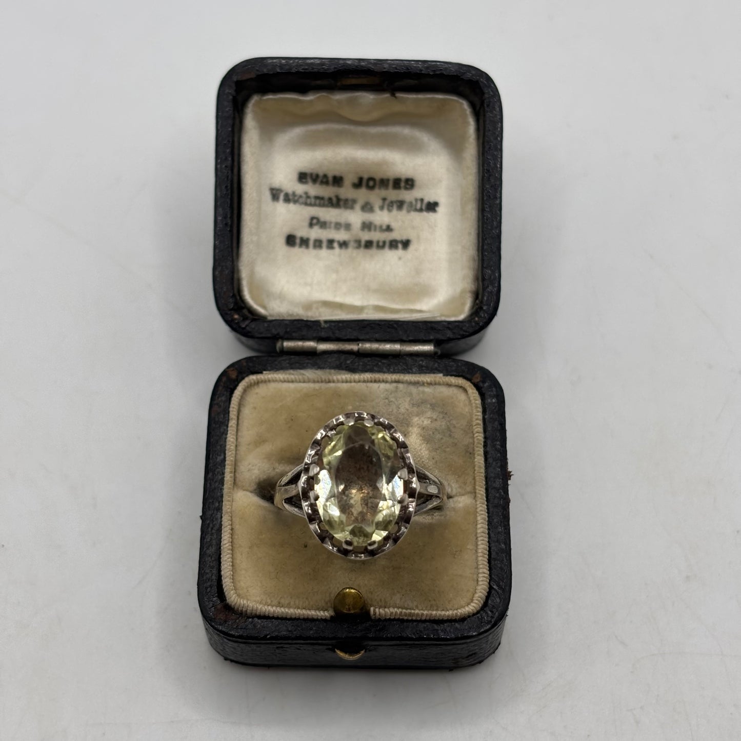 Silver Citrine Ring (S 1/2)
