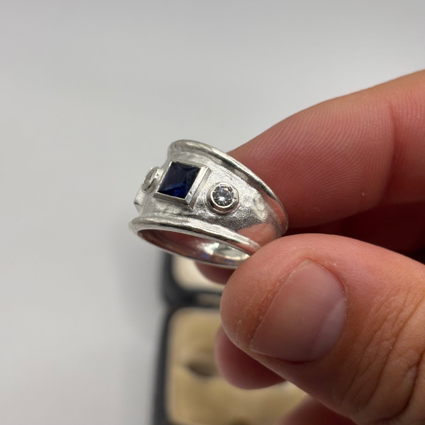 Silver Daisy London Ring (M)