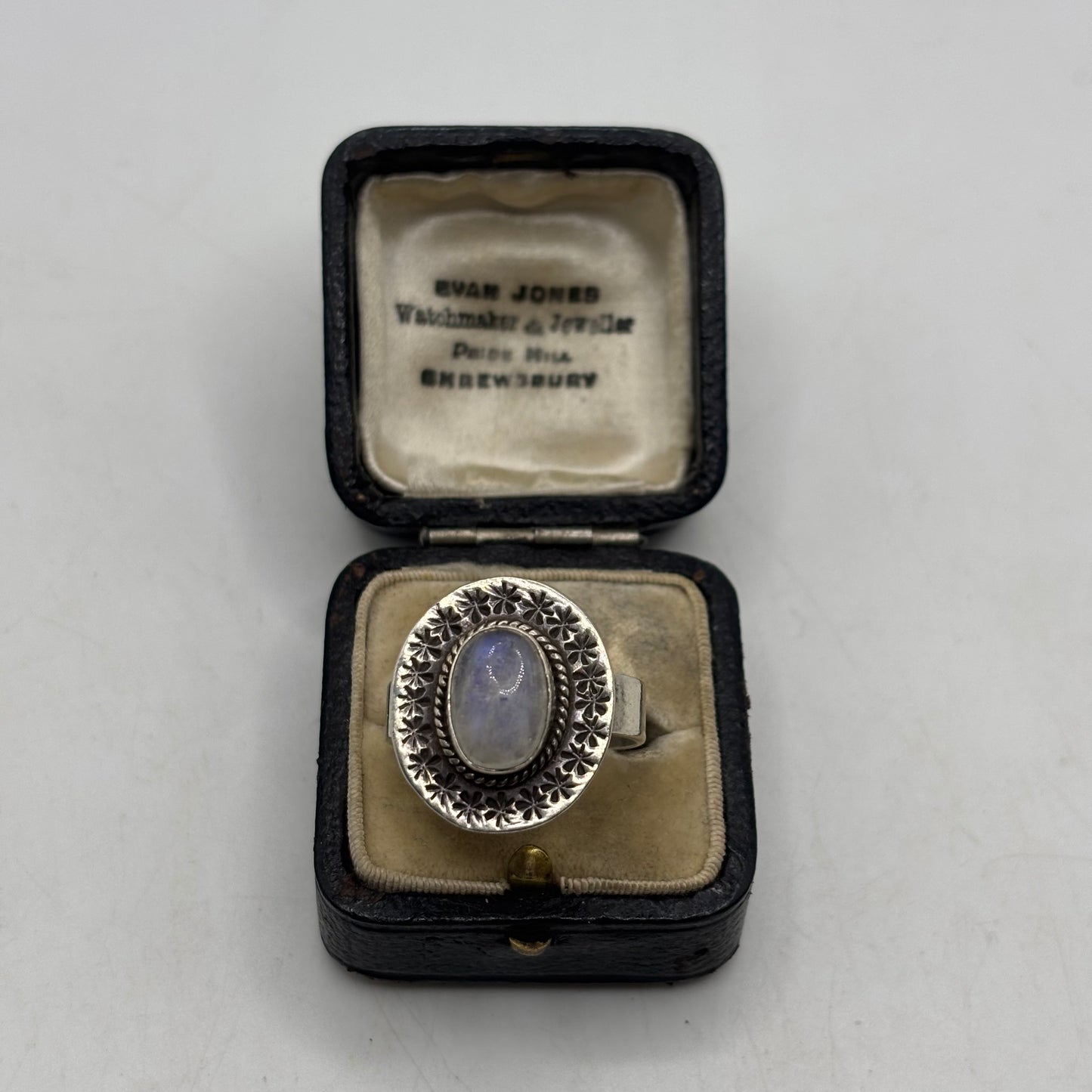 Silver Moonstone Ring (V)