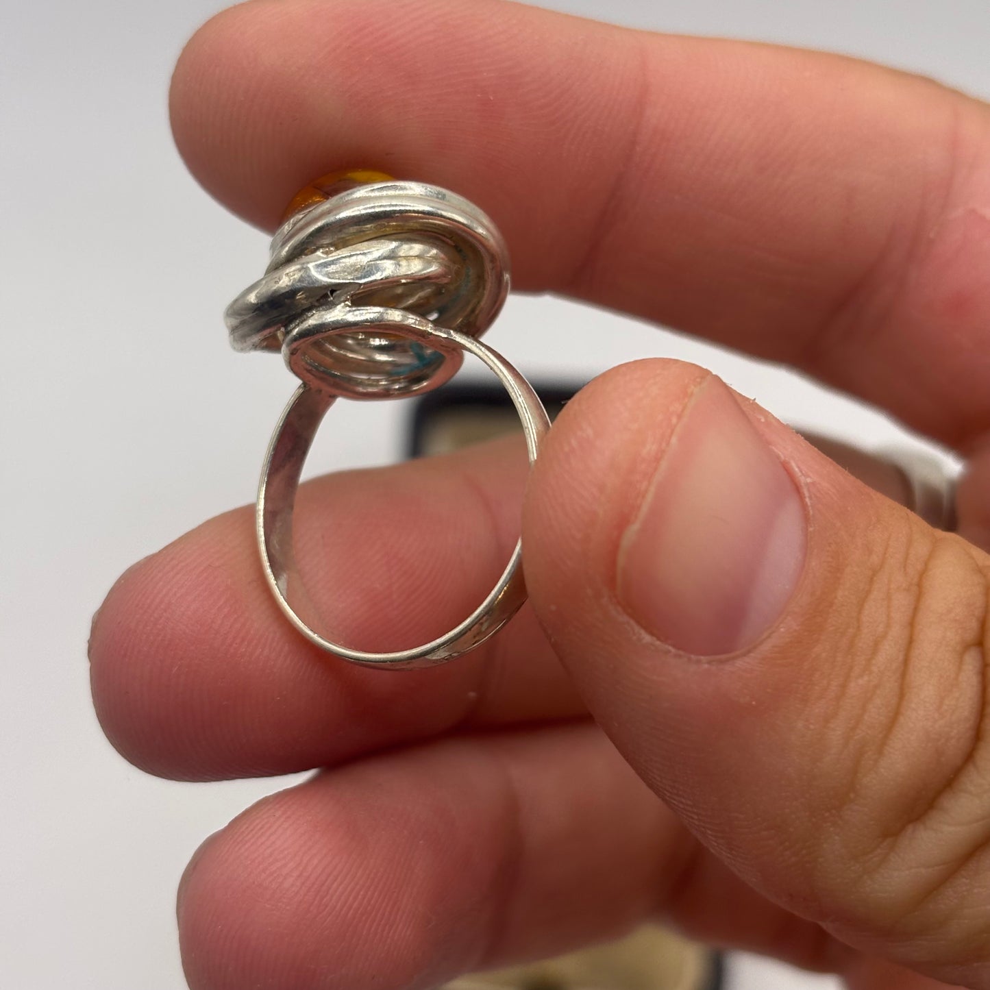 Silver Amber Ring (R)