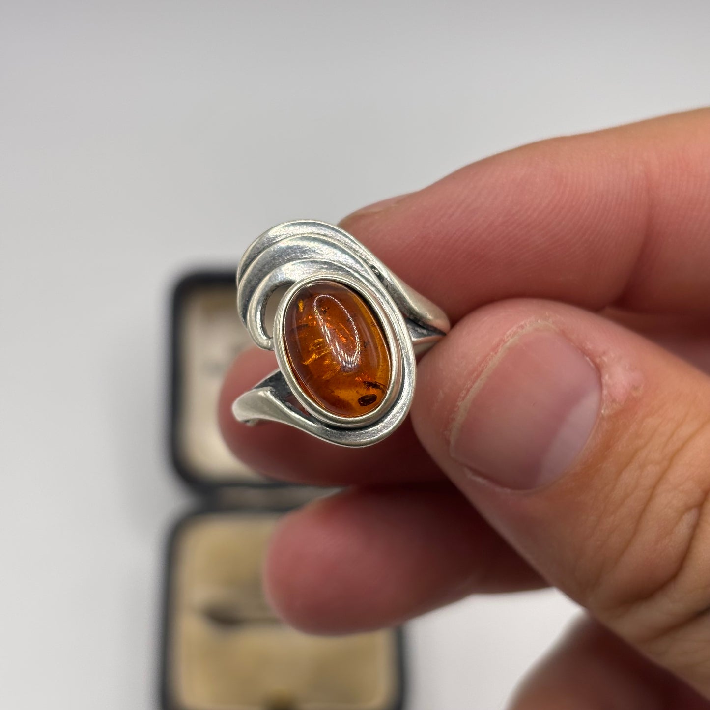 Silver Amber Ring (P)