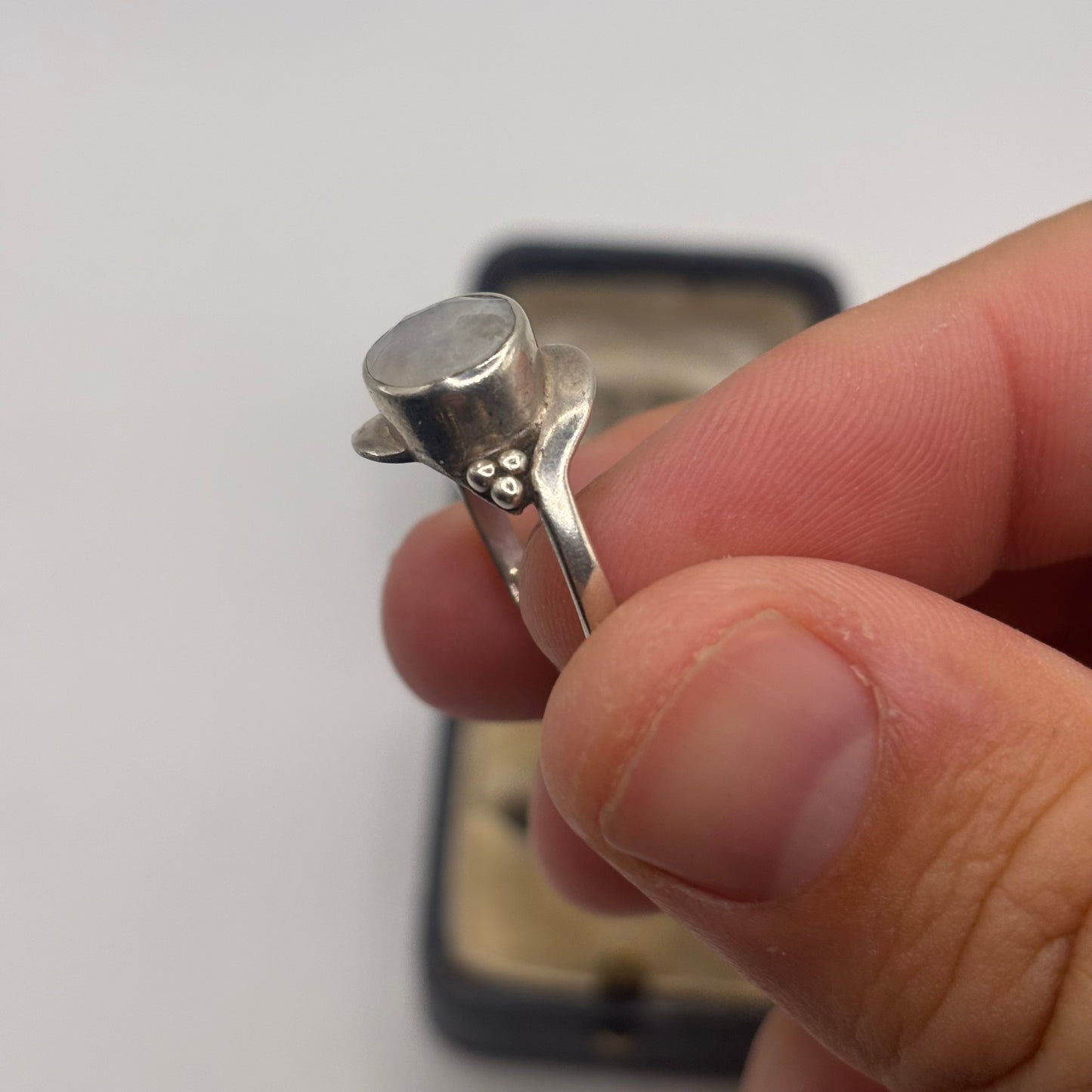 Silver Moonstone Ring (P)