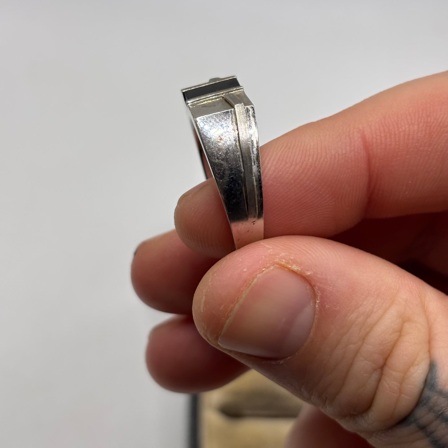 Silver Onyx Signet Ring (V)