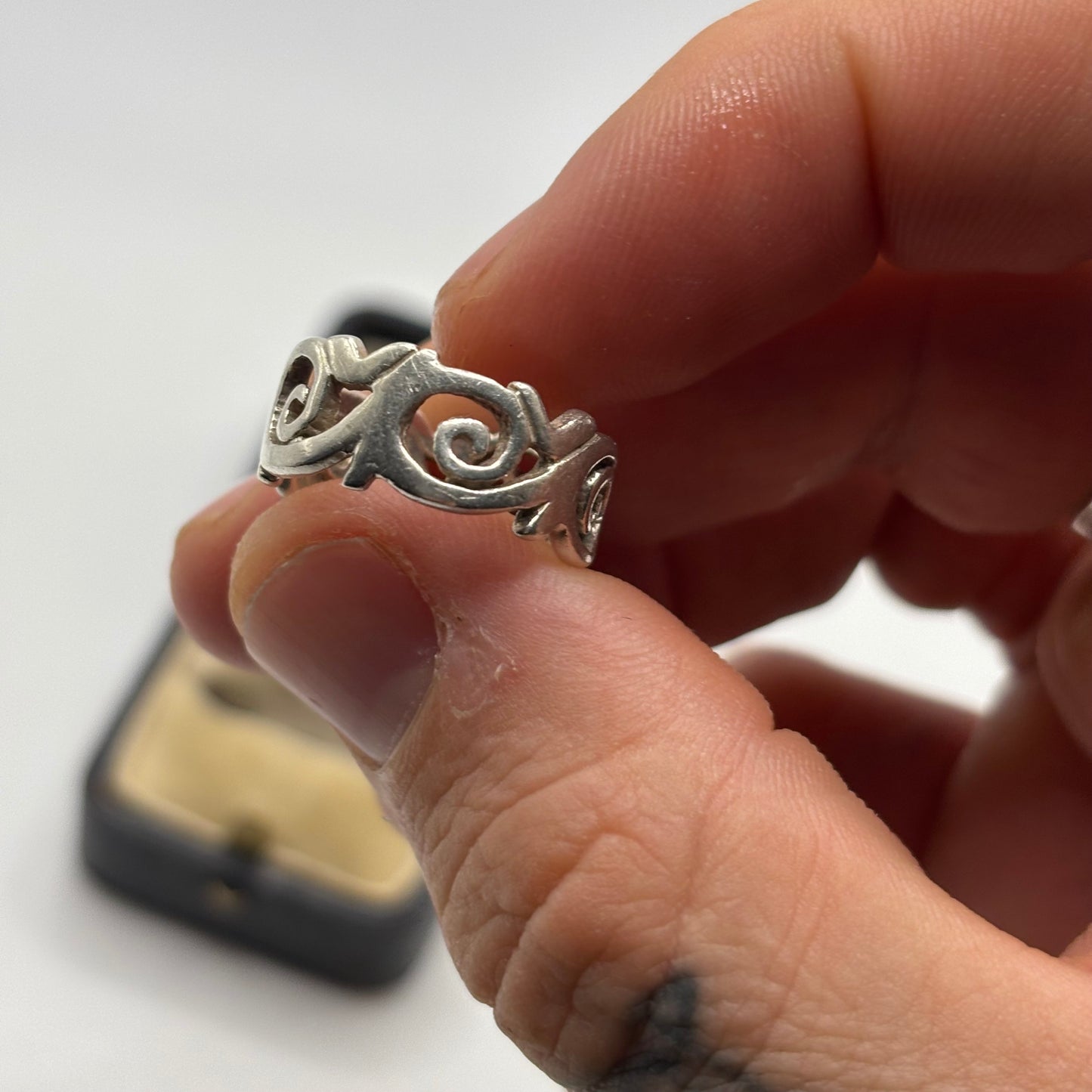 Silver Detailed Band Ring