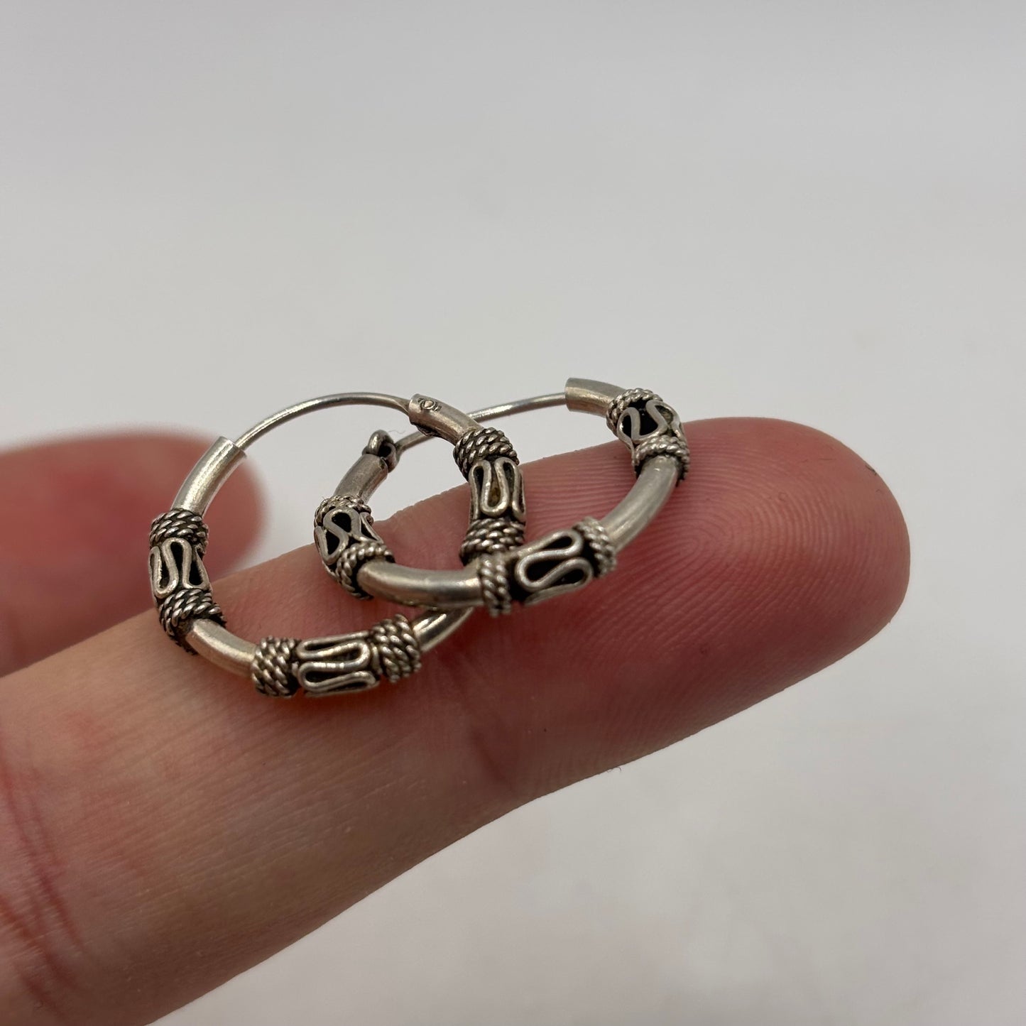 Silver 20mm Hoop Earrings