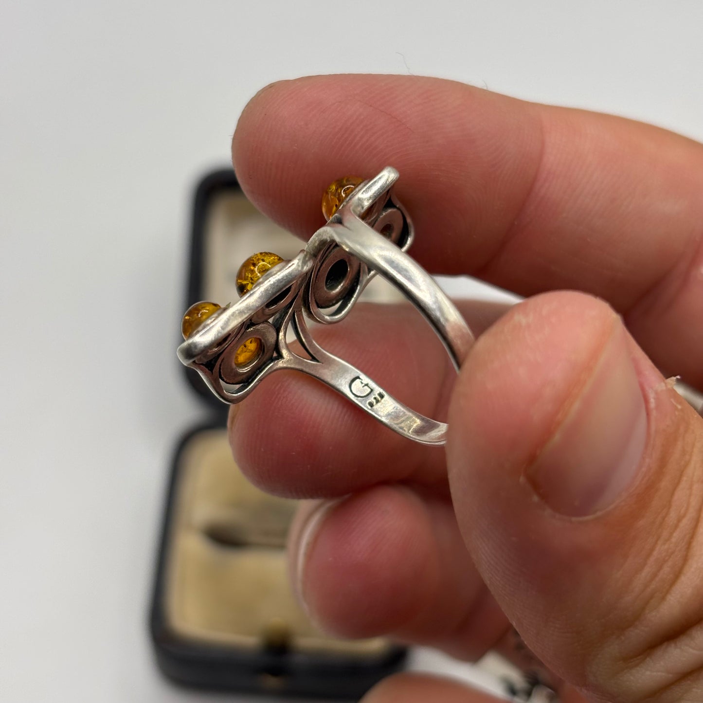 Silver Unusual Amber Ring (T)