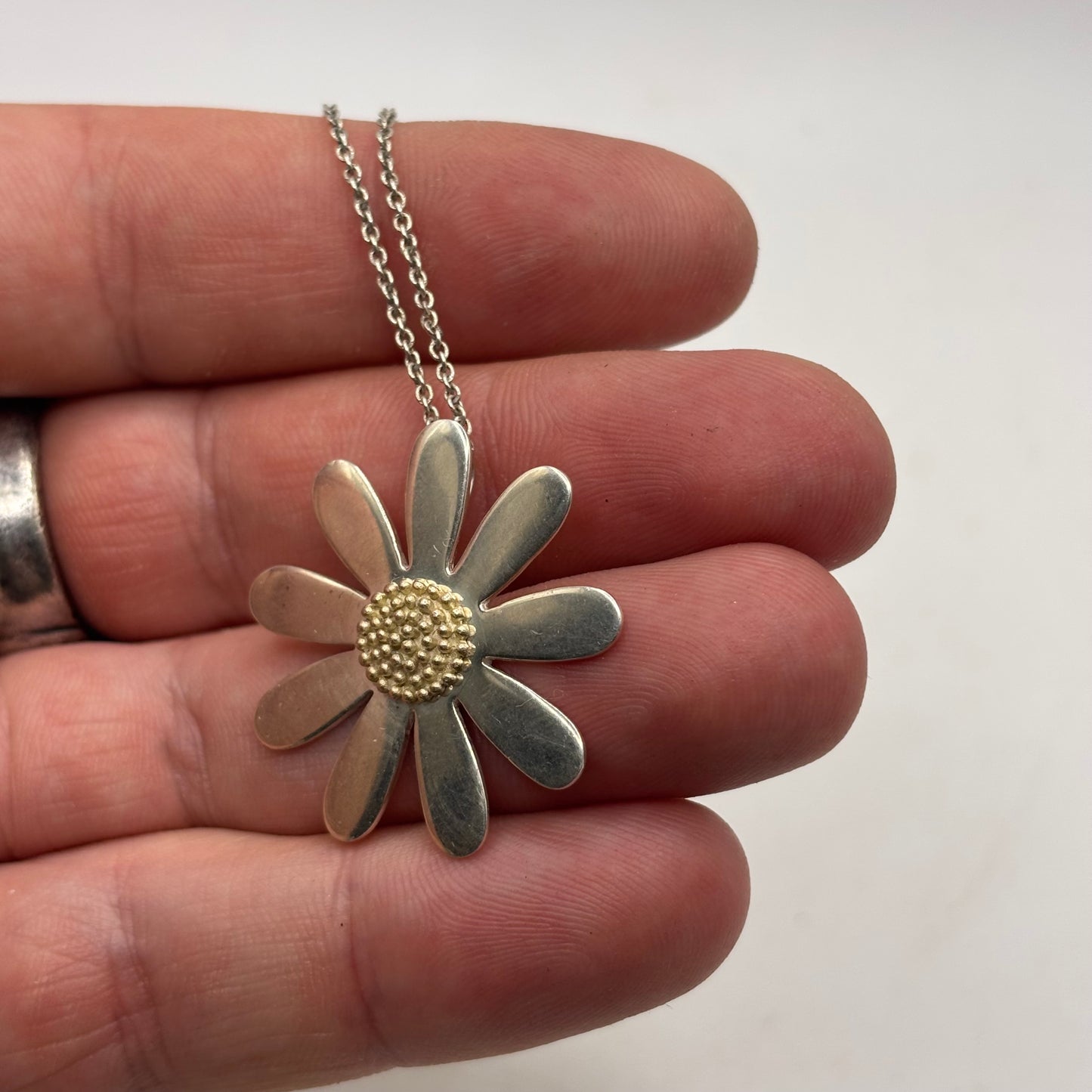 Silver 16” Daisy Necklace