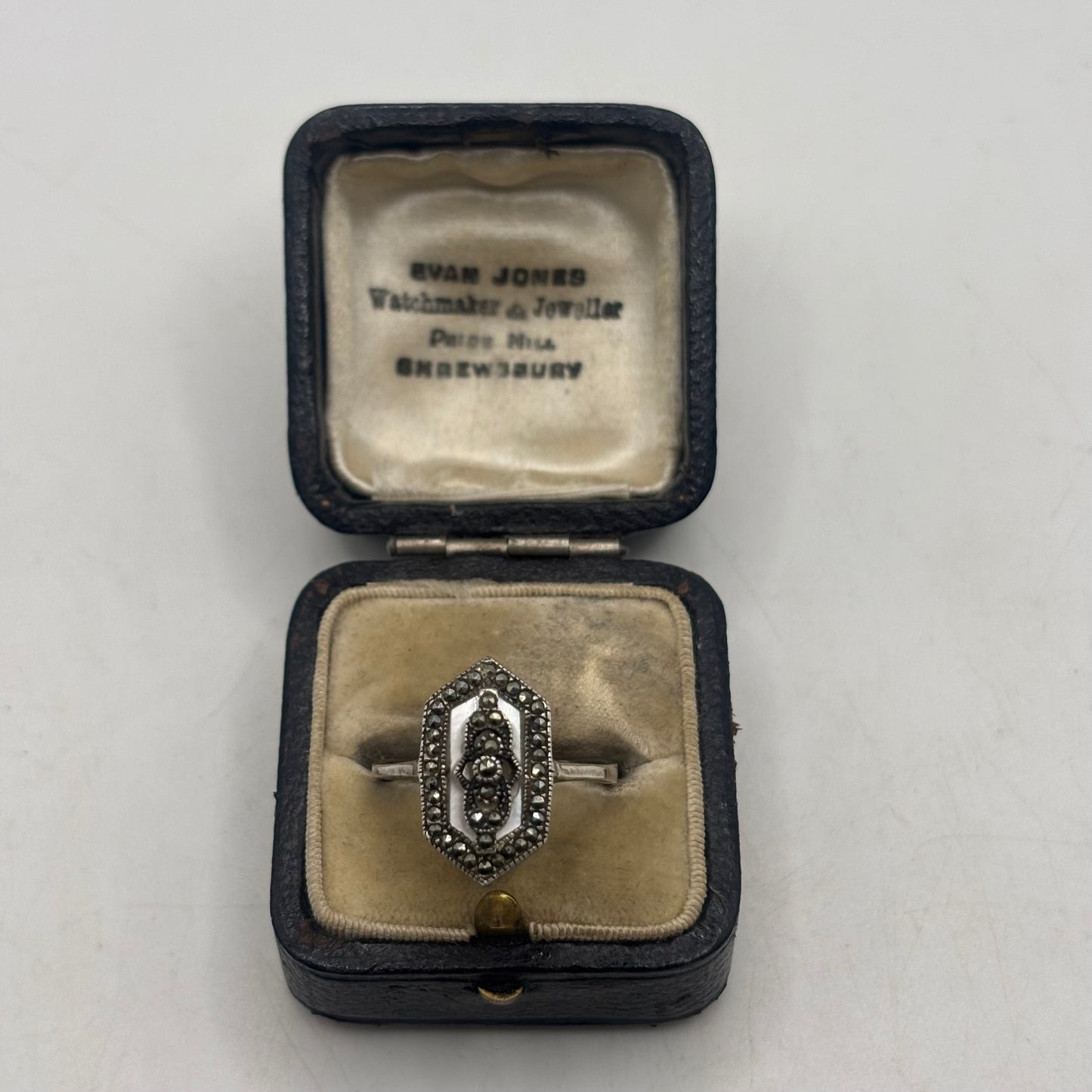 Silver Pearl & Marcasite Art Deco Style Ring (Q)