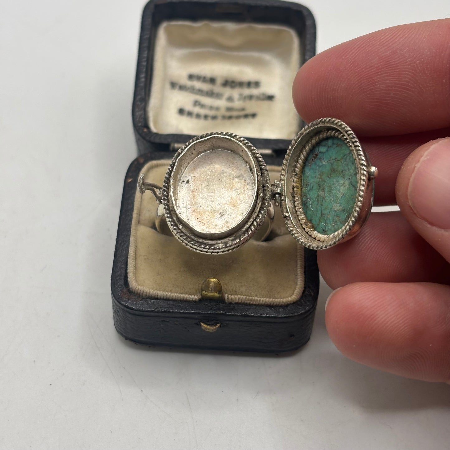 Silver Turquoise Poison Ring (U)