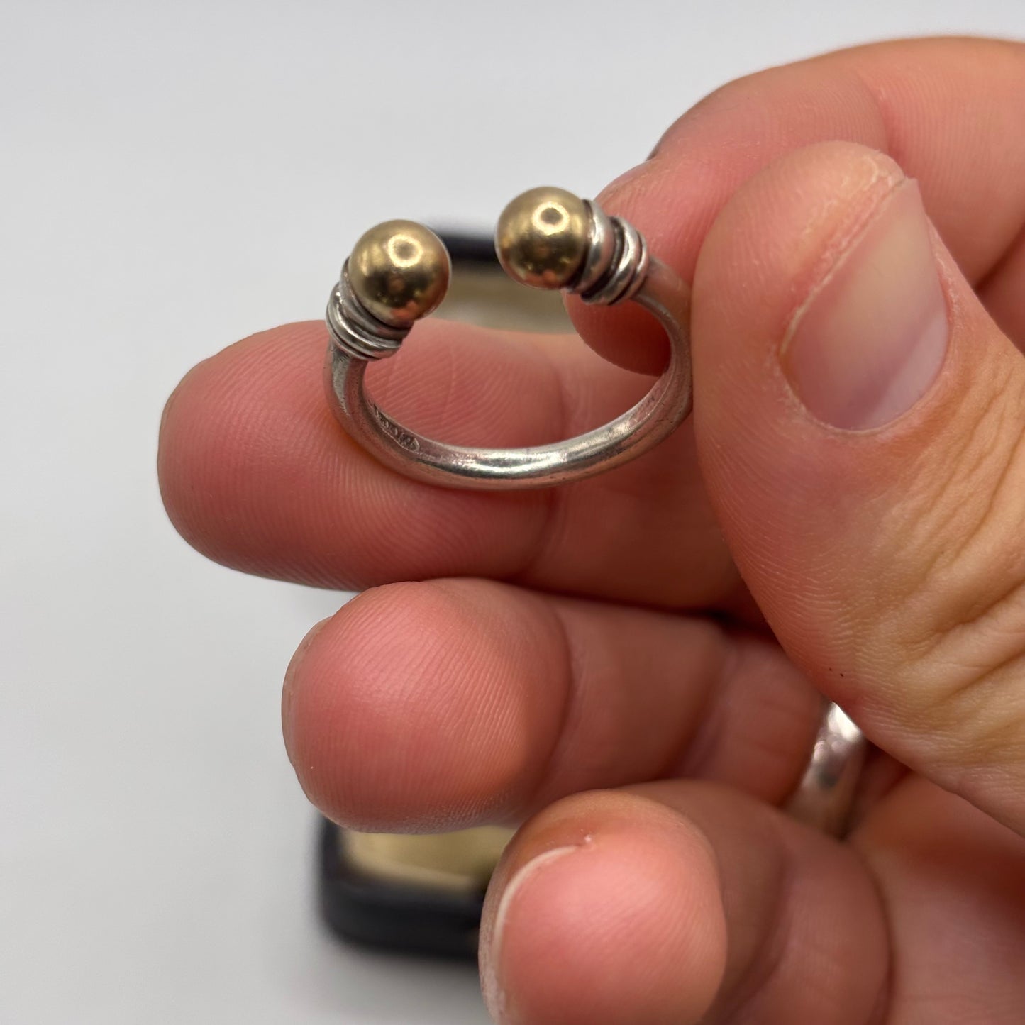 Silver 9ct Gold & Silver Torque Ring (R)